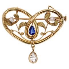 French 1900s Fine Pearl Blue Stone 18 Karat Yellow Gold Brooch Pendant