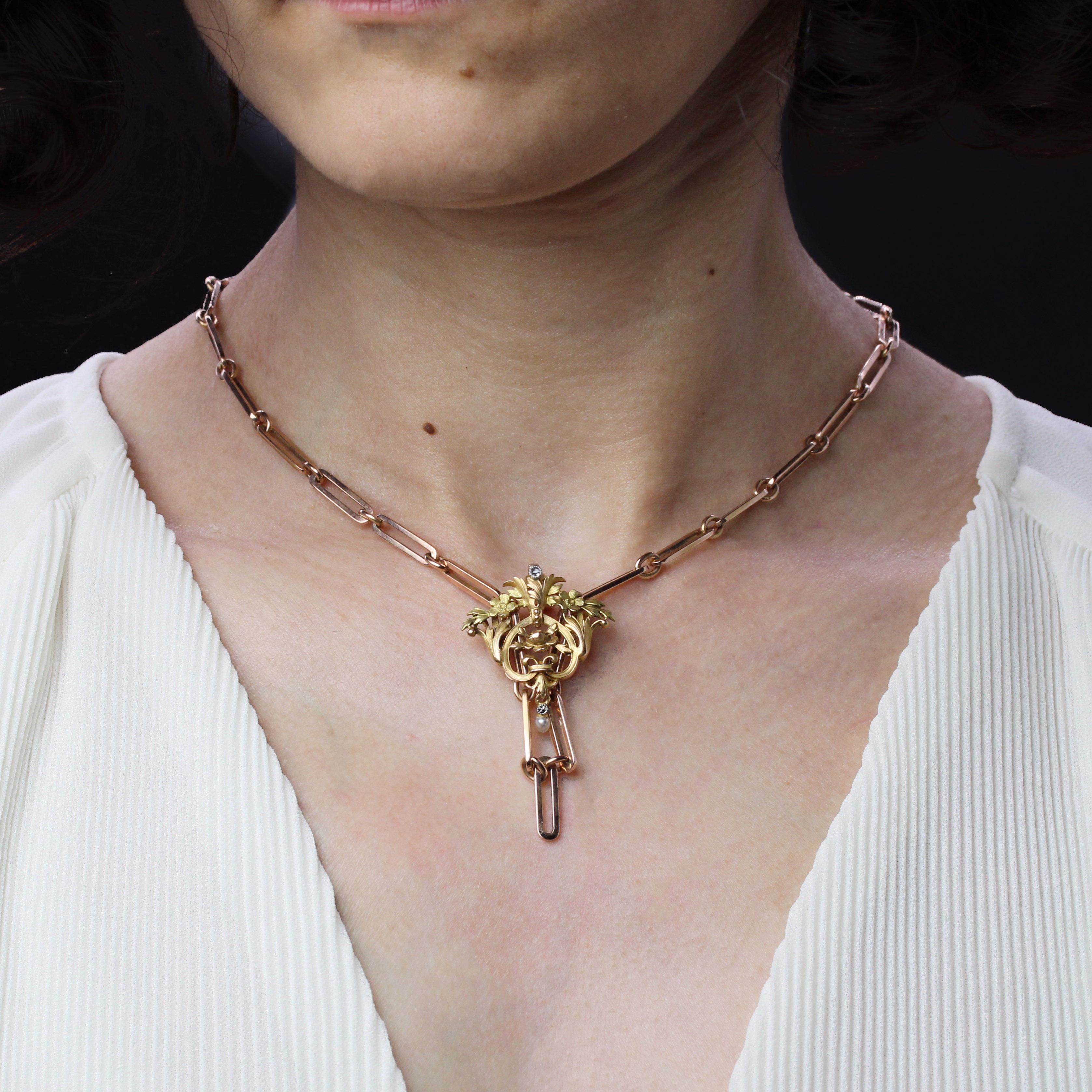 Donna Ciondolo francese del 1900 con perle e diamanti in oro rosa 18 carati in vendita