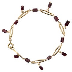 French 1900s Garnet 18 Karat Yellow Gold Bracelet