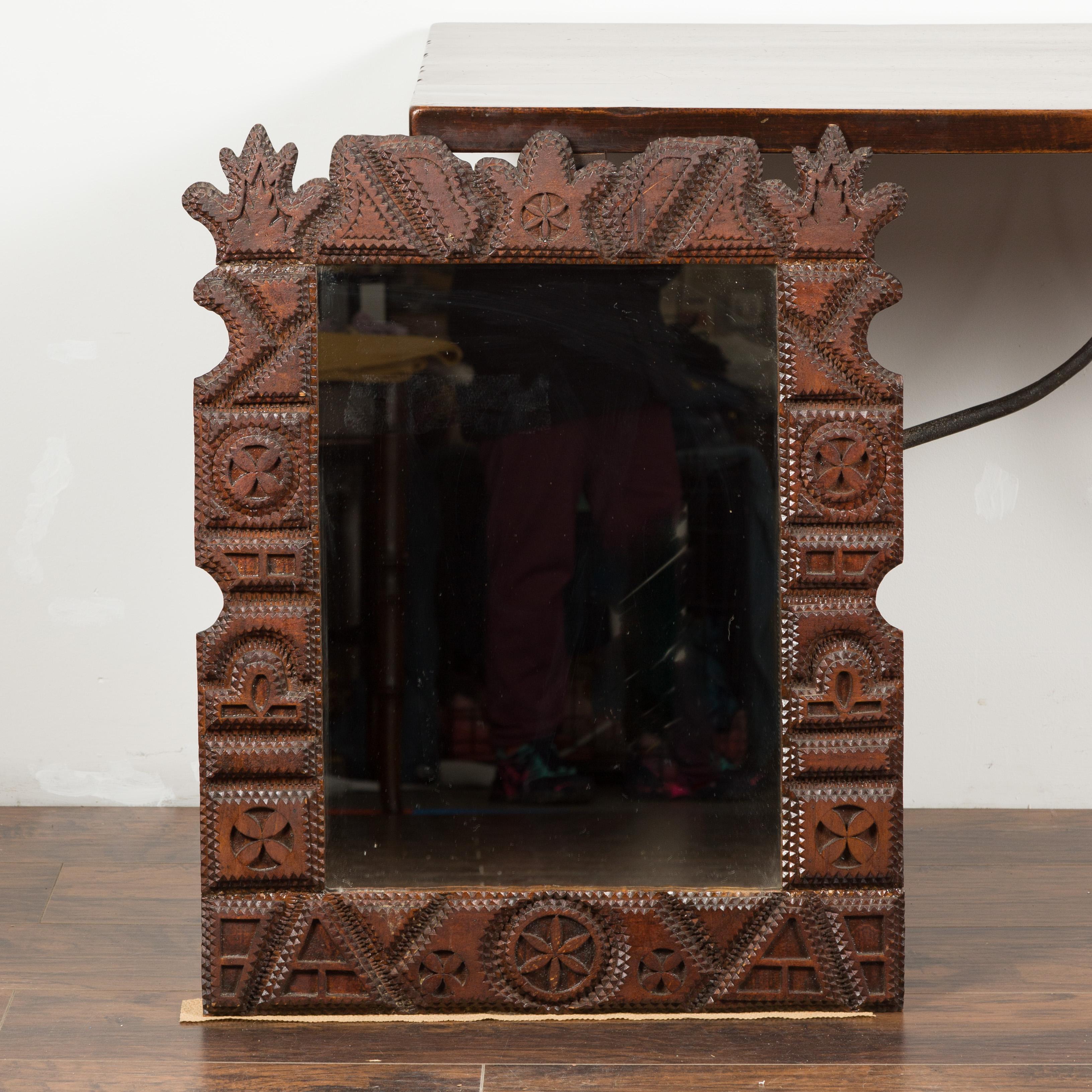 French 1900s Hand Carved Tramp Art Mirror with Geometric Motifs In Good Condition In Atlanta, GA