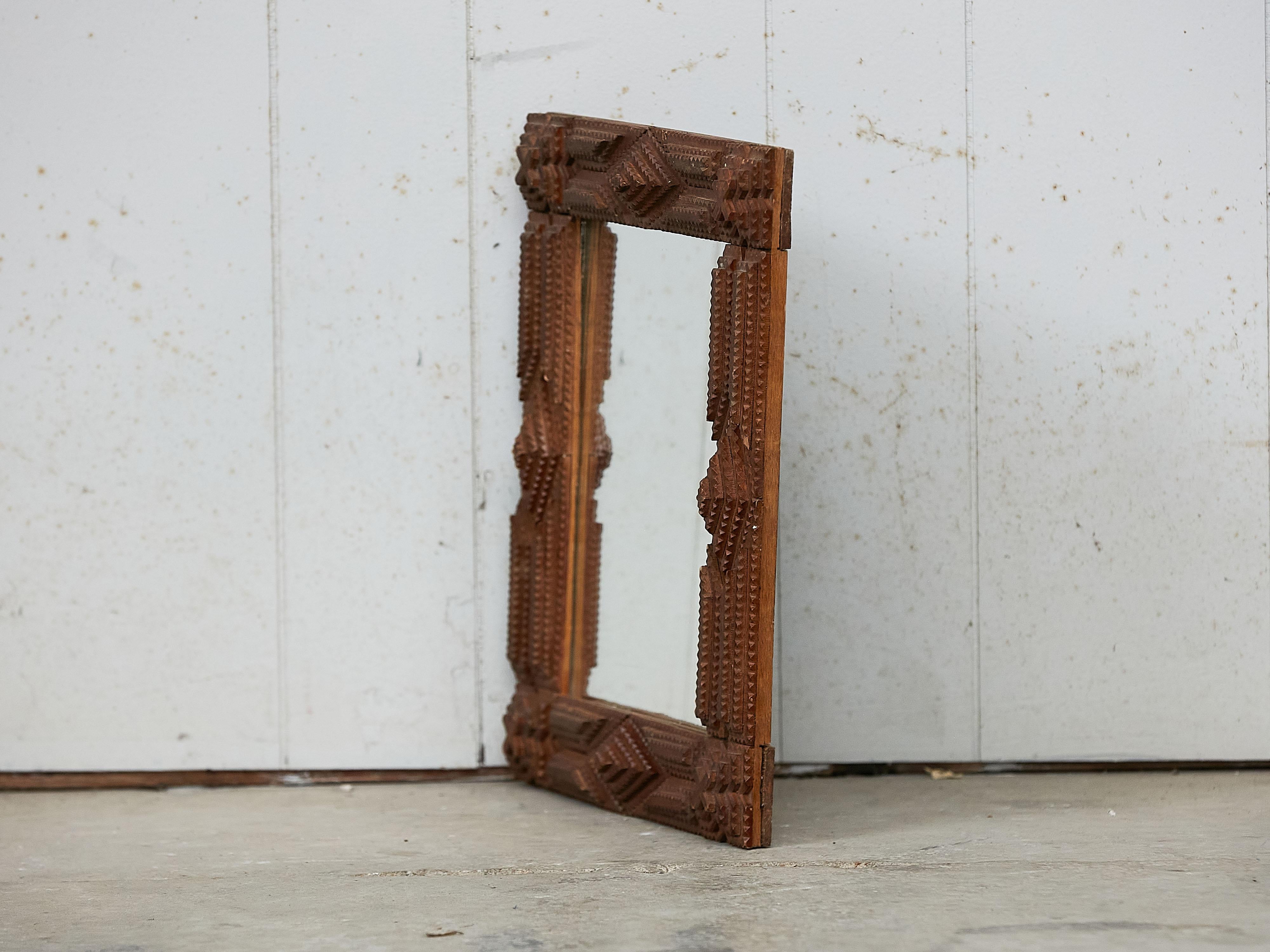 French 1900s Hand Carved Tramp Art Mirror with Raised Diamond Motifs For Sale 2