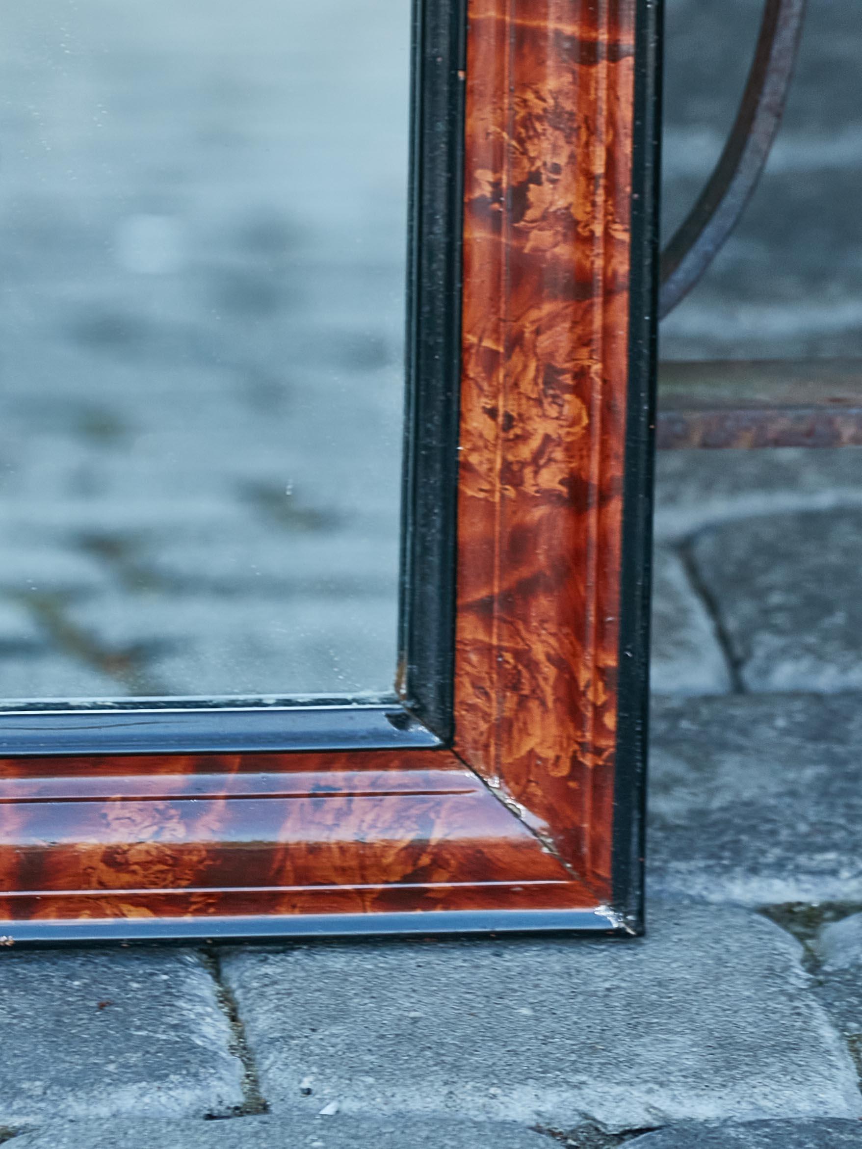 French 1900s Louis-Philippe Inspired Mirror with Tortoise Style Painted Frame In Good Condition For Sale In Atlanta, GA