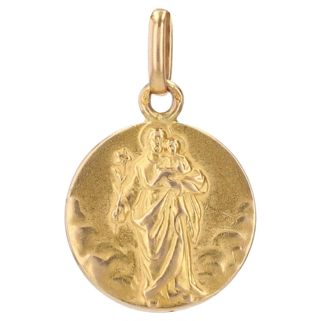 French 1900s Saint Joseph with Lily 18 Karat Yellow Gold Medal