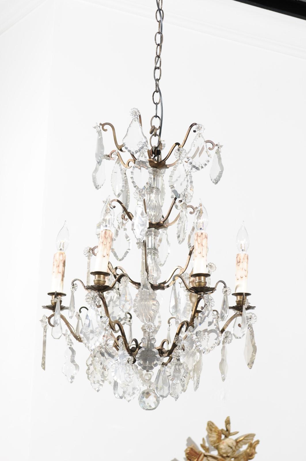 French 1900s Six-Light Crystal Chandelier with Brass Armature and Pendeloques 2