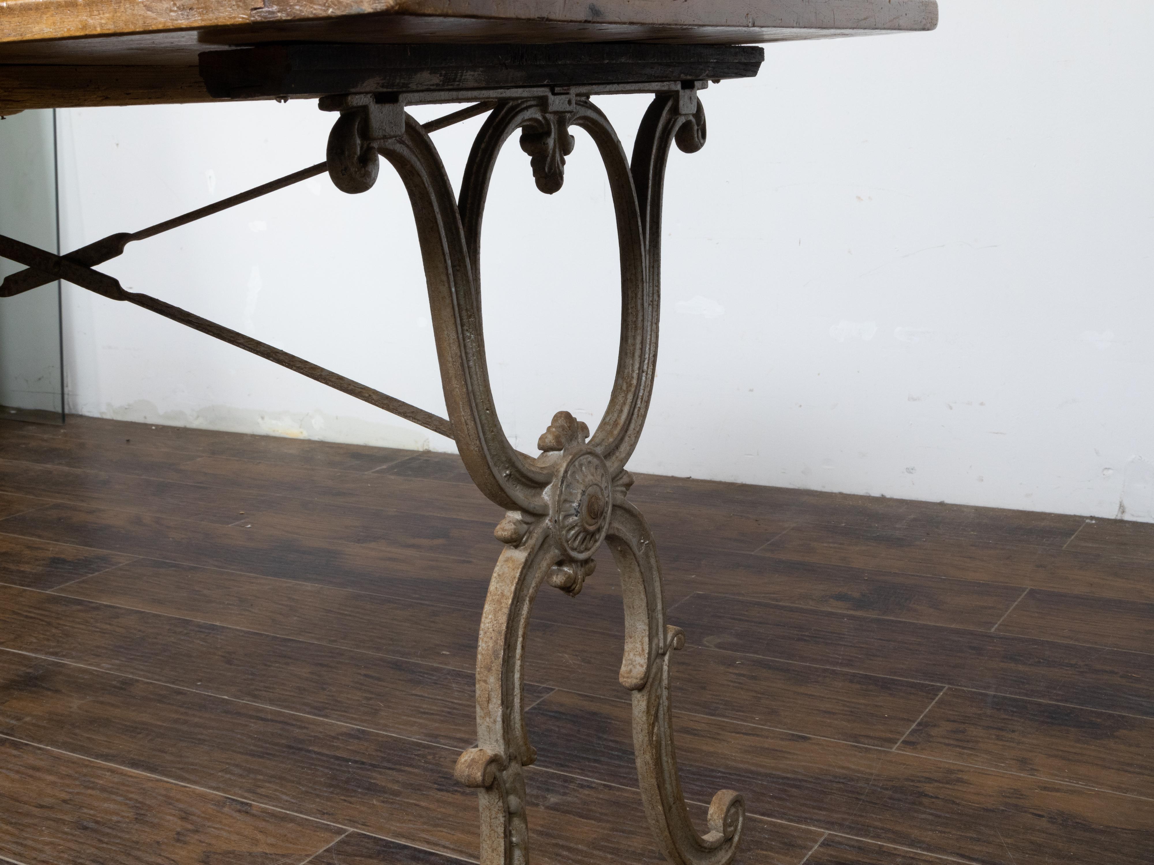 French 1900s Steel and Wood Console Table with Curving X-Form Legs and Stretcher For Sale 7