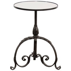 French 1900s Wrought-Iron Round Drink Table on Pedestal Tripod Base with Foliage