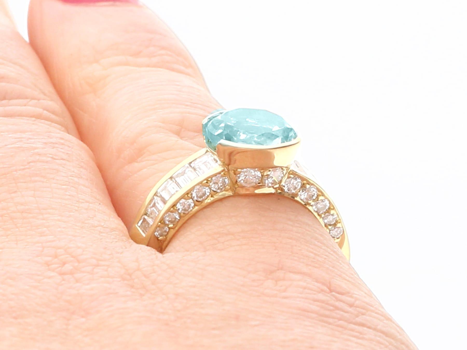 French 1.91 Carat Aquamarine and 1.63 Carat Diamond Yellow Gold Band Ring For Sale 1