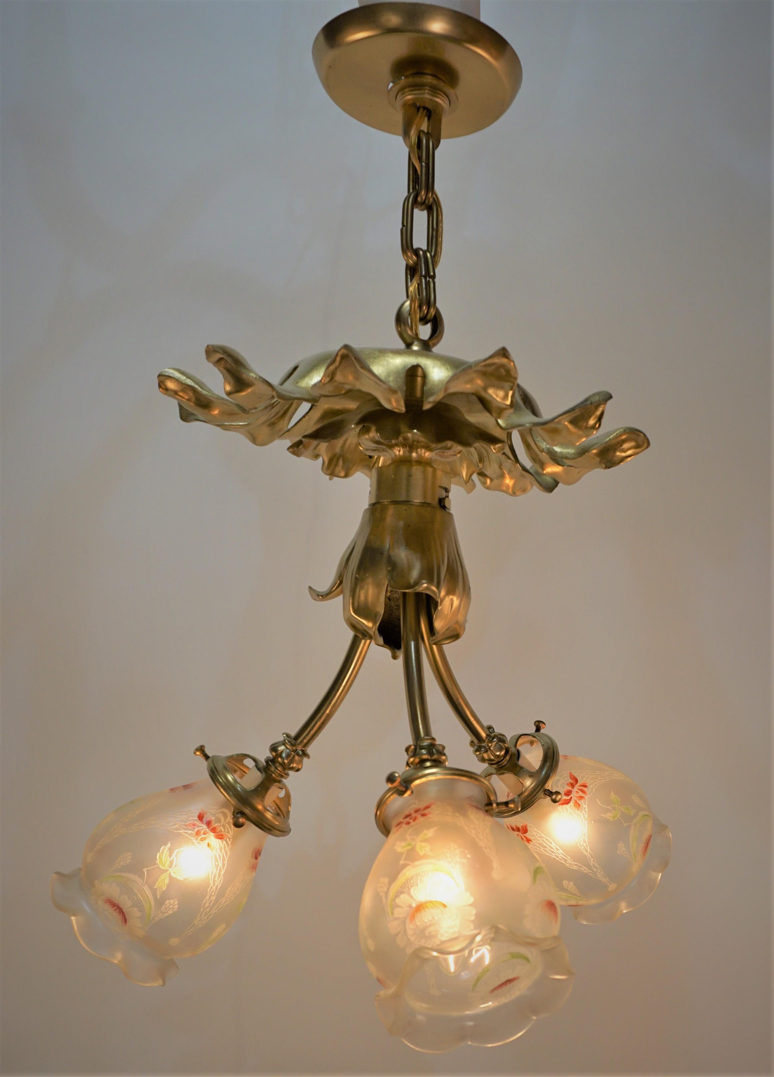 French 1910 Bronze Art Nouveau Chandelier For Sale 4