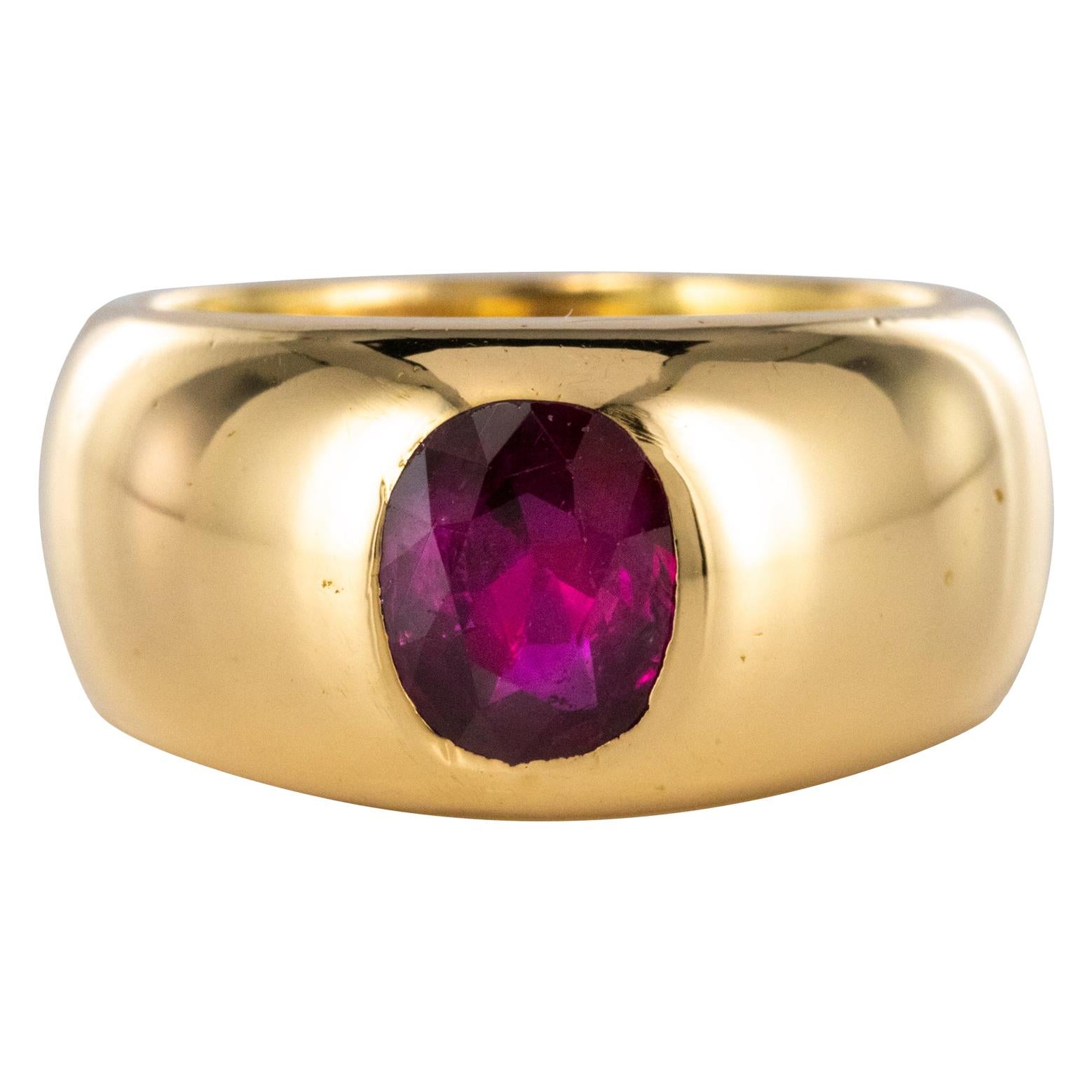 French 1911s No Heat Certified Burmese Ruby 18 Karat Yellow Gold Bangle Ring
