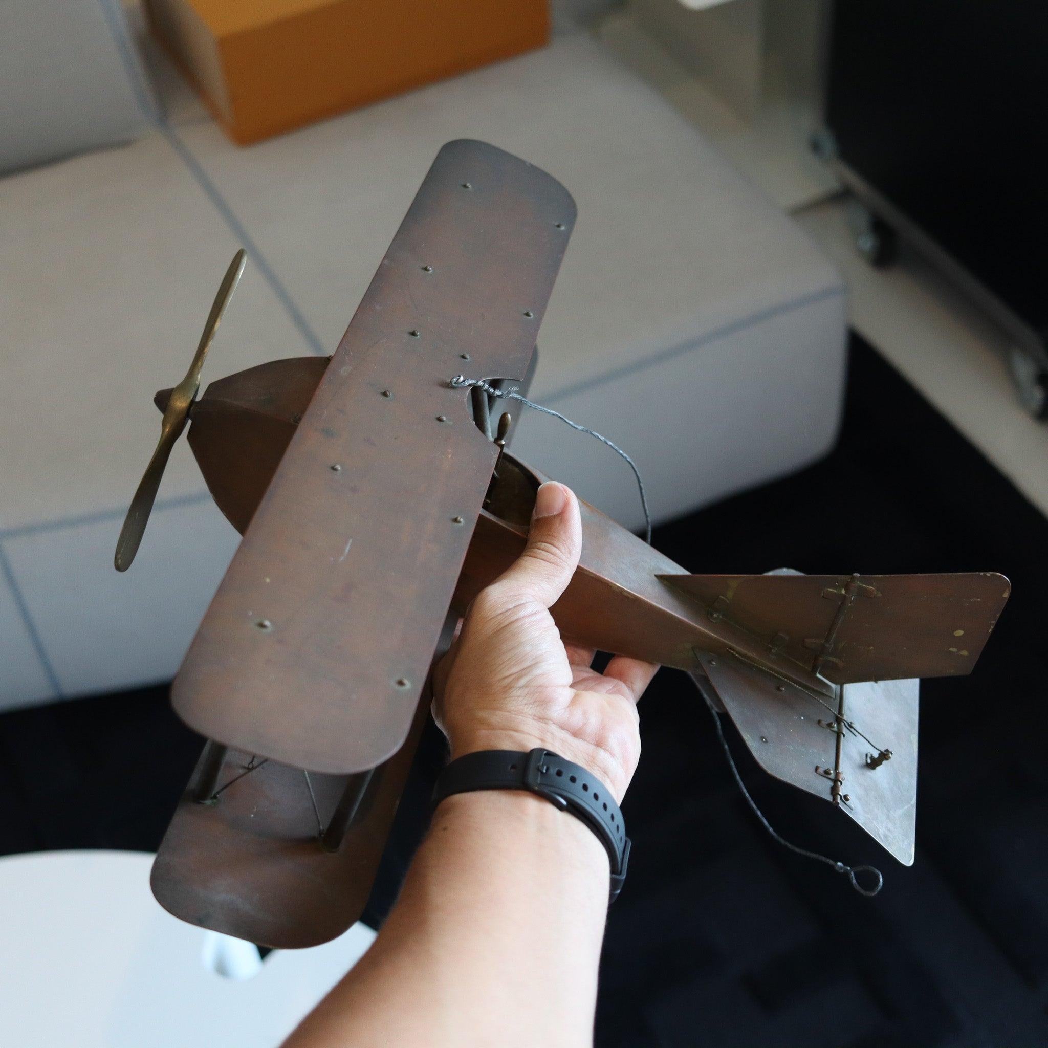 FRANZÖSISCH 1915 Mechanische WWI Doppeldecker Flugzeug Skala Modell In Kupfer und Bronze im Angebot 2