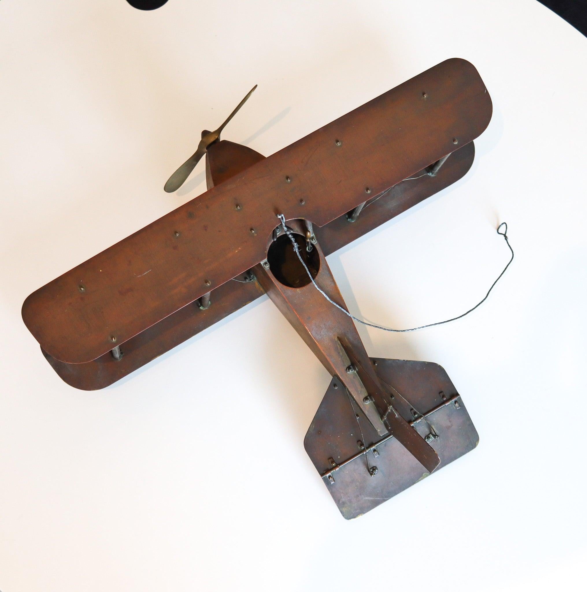 FRANZÖSISCH 1915 Mechanische WWI Doppeldecker Flugzeug Skala Modell In Kupfer und Bronze (Französisch) im Angebot