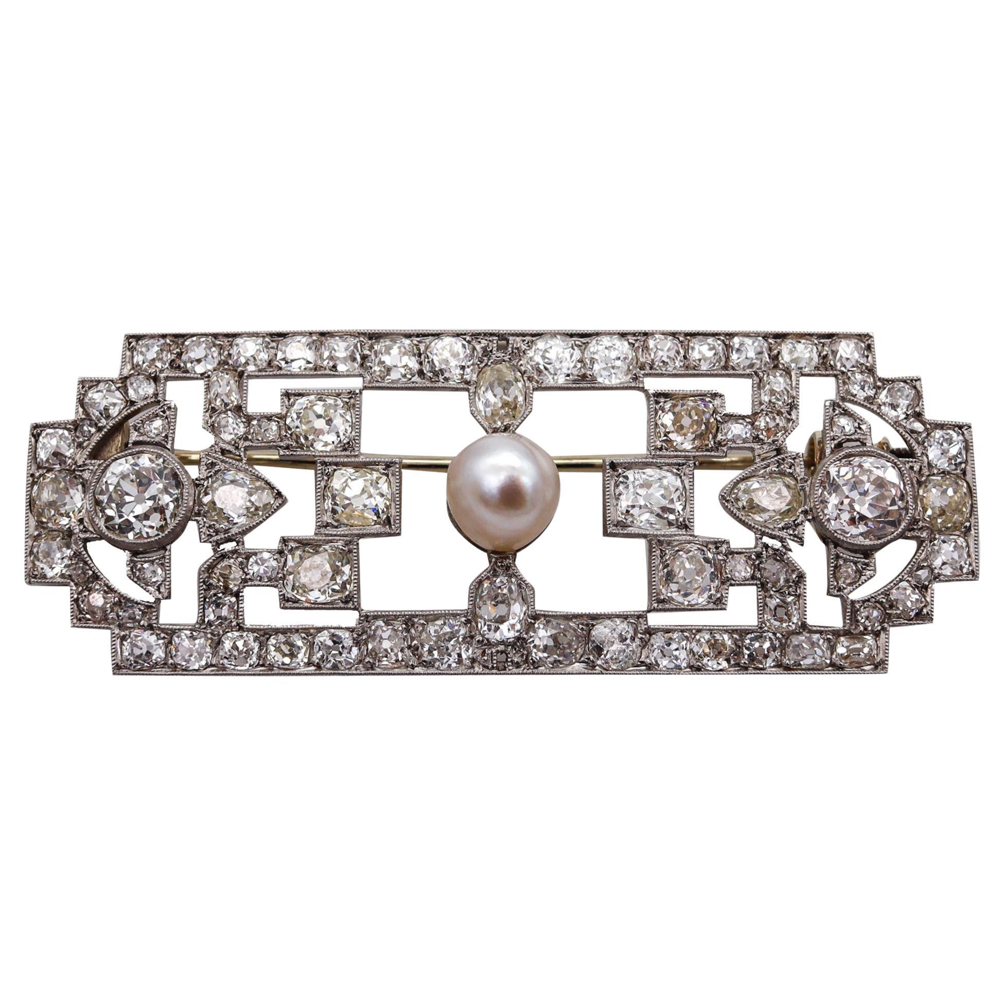 French 1920 Art Deco Geometric Brooch in Platinum with 10.70ctw in Diamonds For Sale