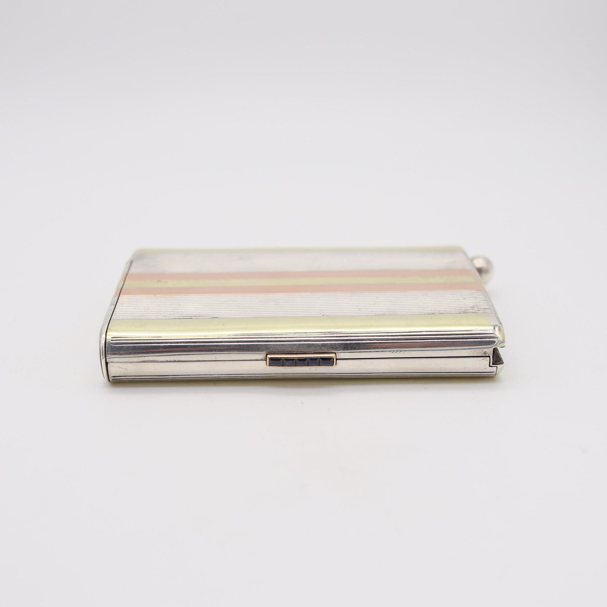 An art deco French cigarette & vesta-box compendium striker

This is a very rare compendium luxury pocket box that combine a cigarettes case, a vesta box for matches and a striker lighter. The case was made in Paris France during the art deco period