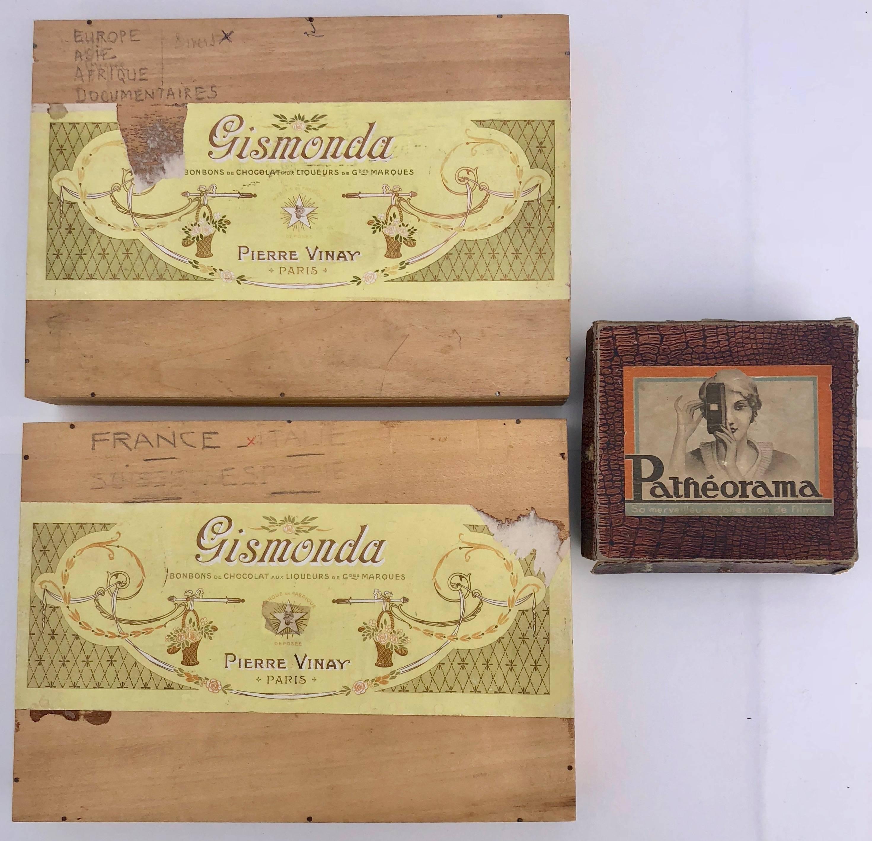French 1920 Patheorama Photo Viewer in It's Box, with a Collection of 96 Films For Sale 1