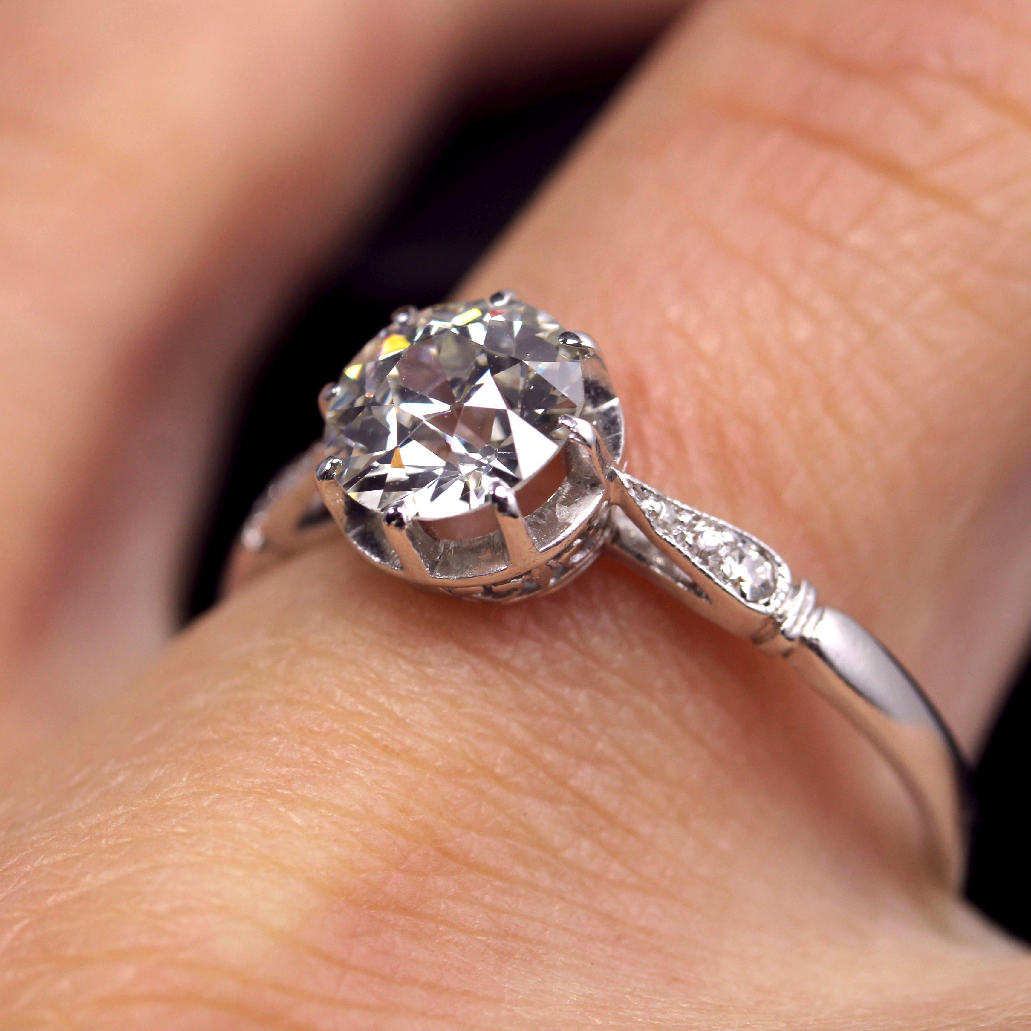 French 1920s 1.10 Carat Diamond Platinum Solitaire Ring 9