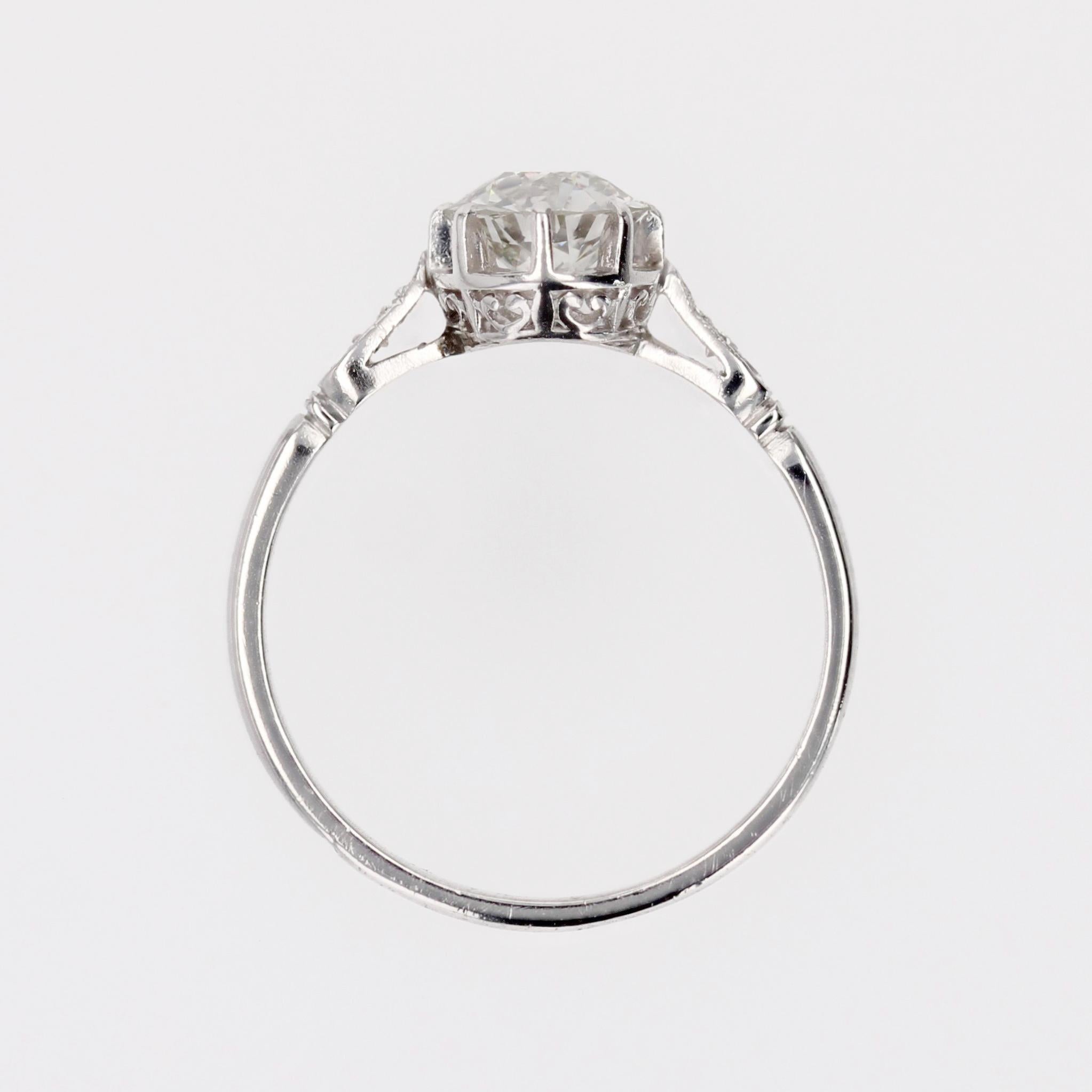 French 1920s 1.10 Carat Diamond Platinum Solitaire Ring 10