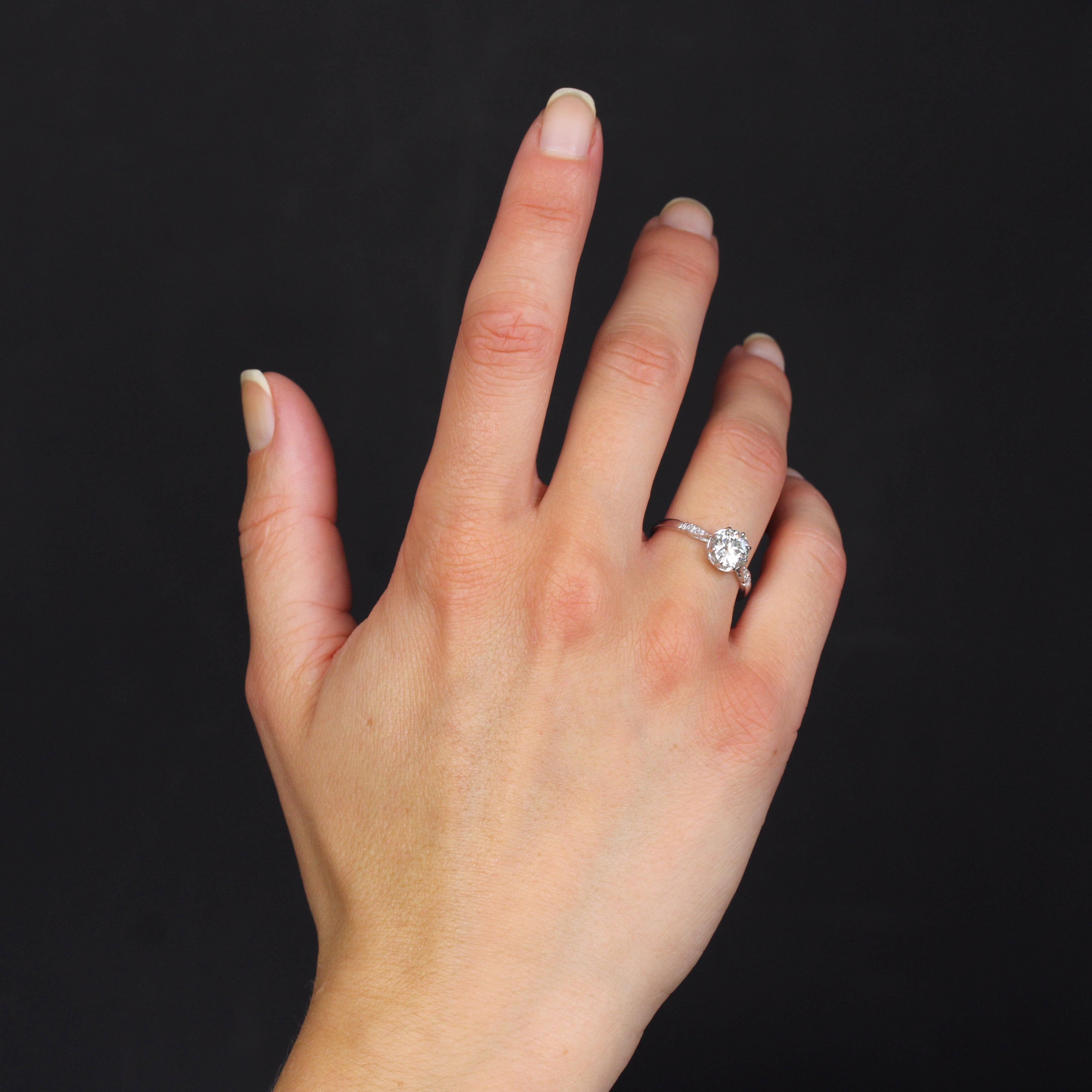 Brilliant Cut French 1920s 1.10 Carat Diamond Platinum Solitaire Ring