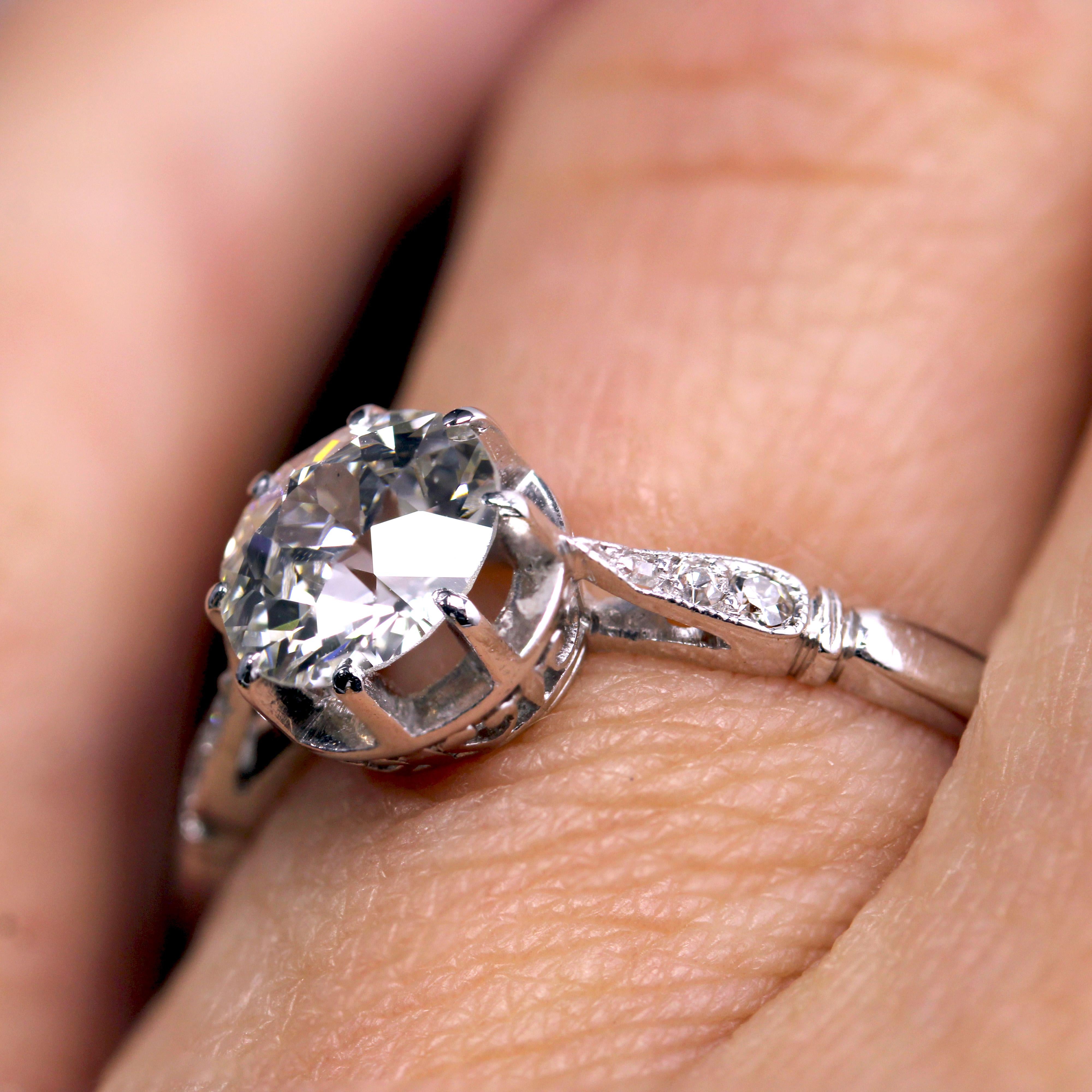 French 1920s 1.10 Carat Diamond Platinum Solitaire Ring 2