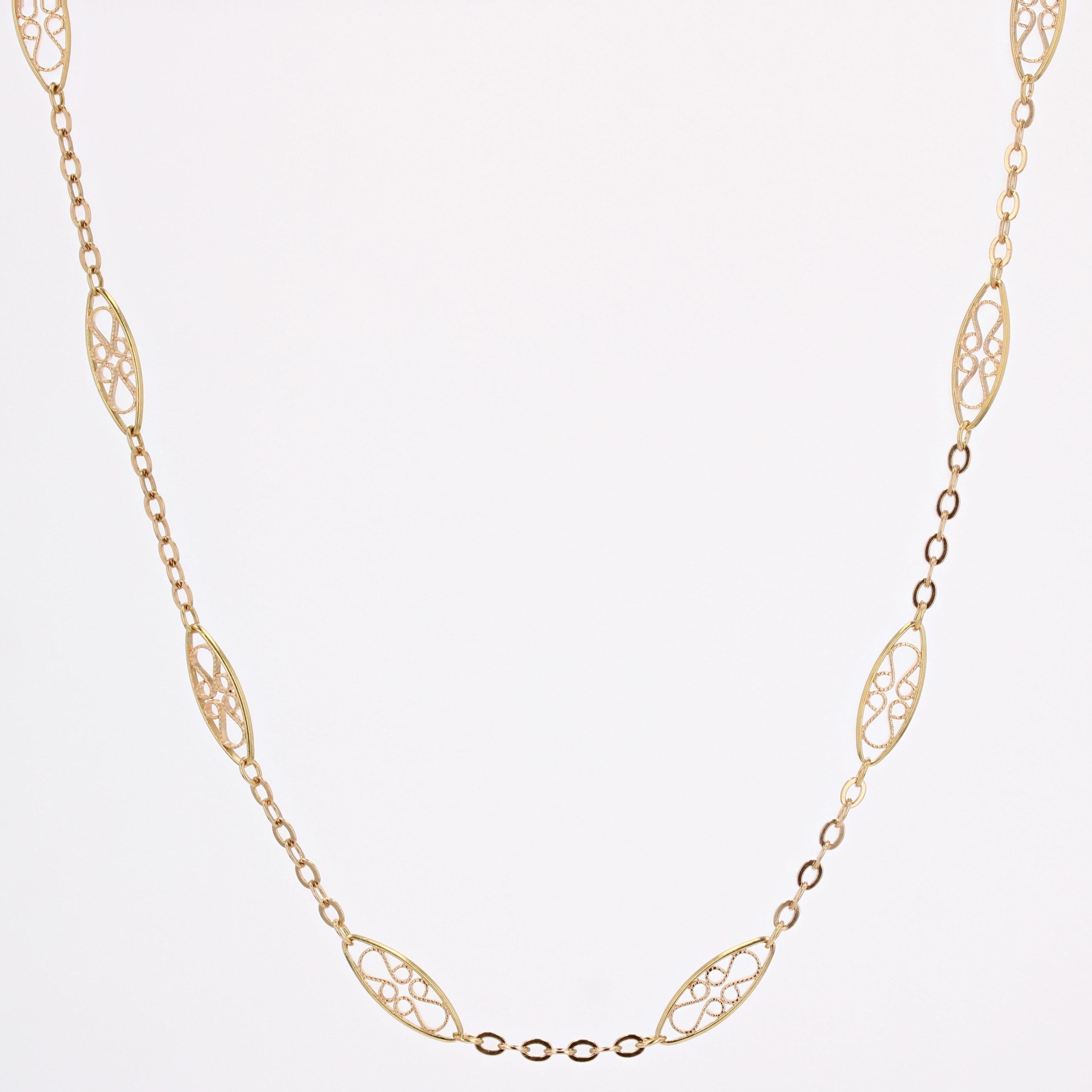 French 1920s 18 Karat Yellow Gold Filigree Chain Necklace 7