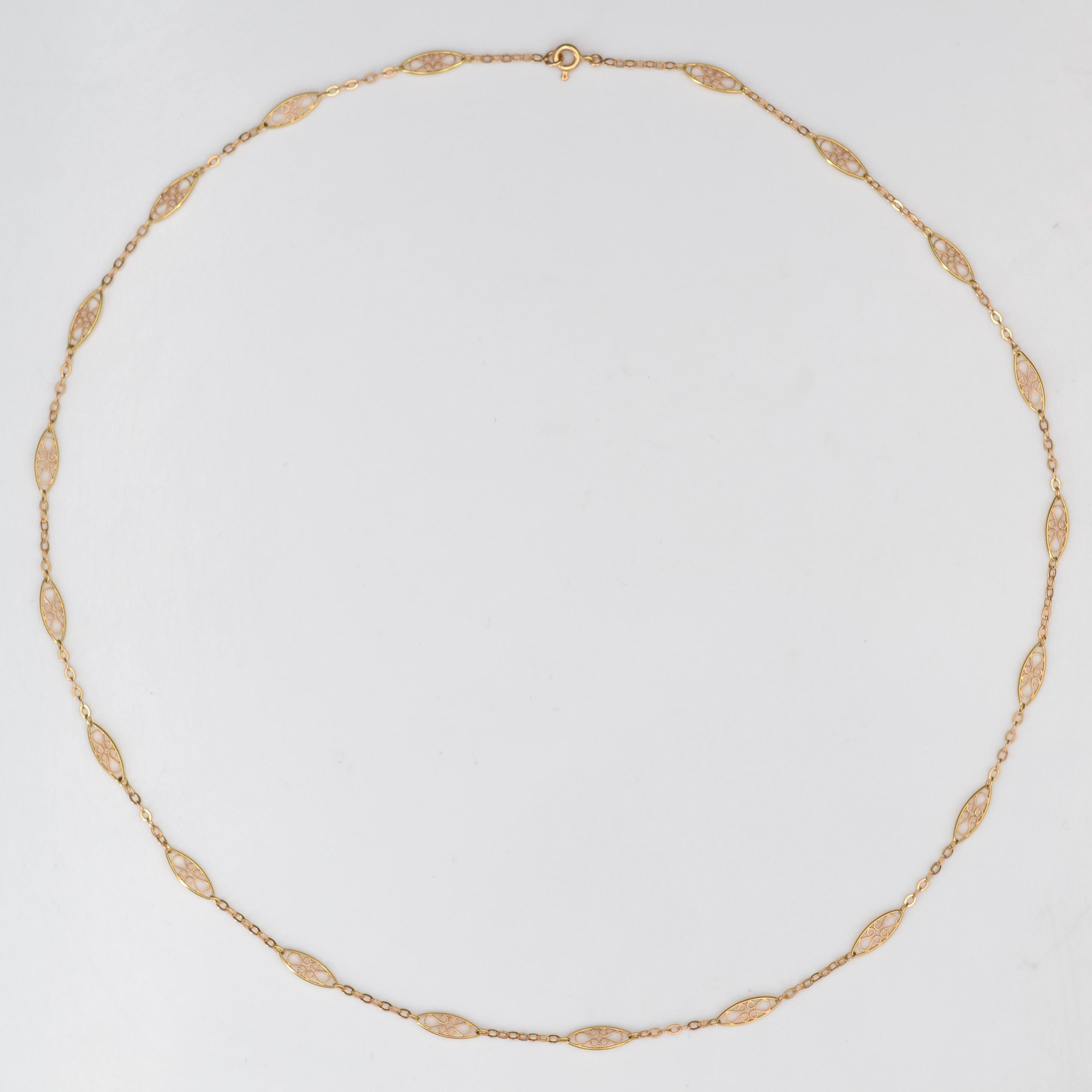Belle Époque French 1920s 18 Karat Yellow Gold Filigree Chain Necklace