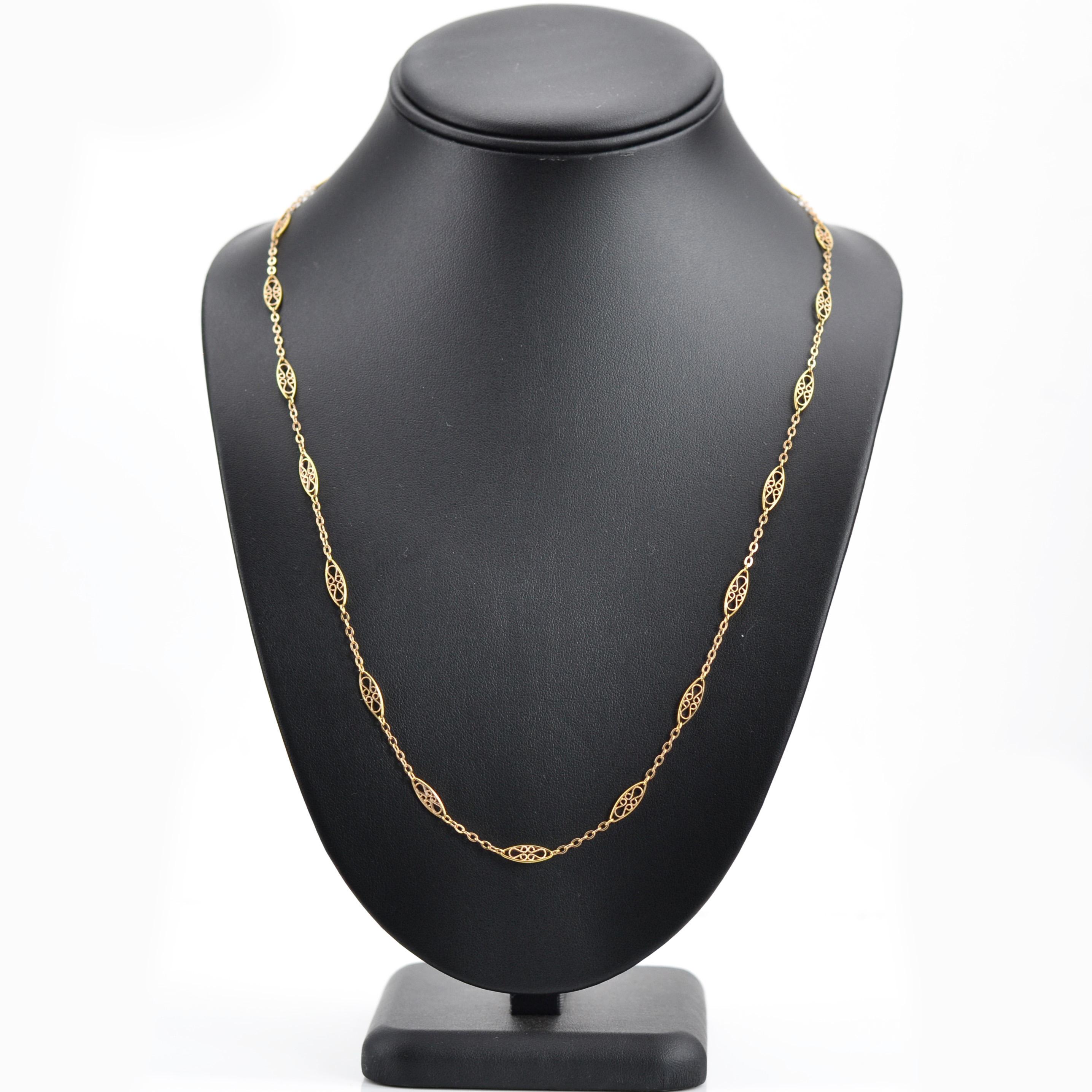 French 1920s 18 Karat Yellow Gold Filigree Chain Necklace 1