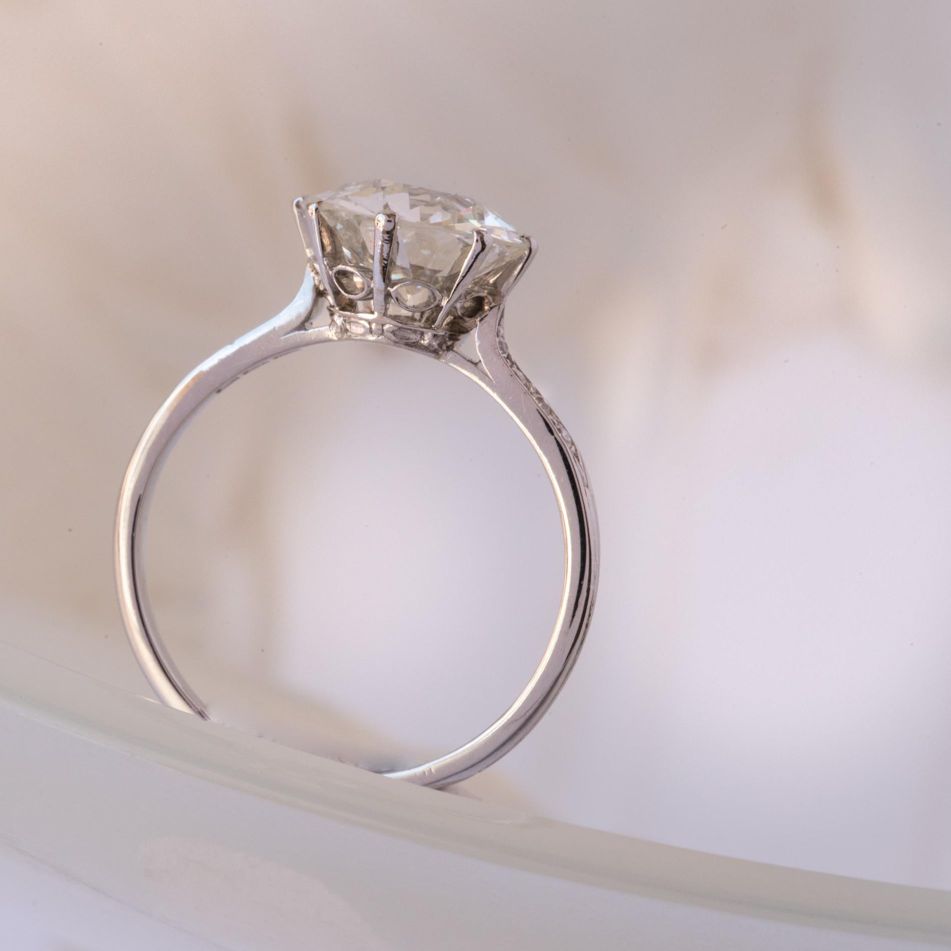 French 1920s 2.45 Carat Brilliant Cut Diamond Solitaire Platinum Ring 3