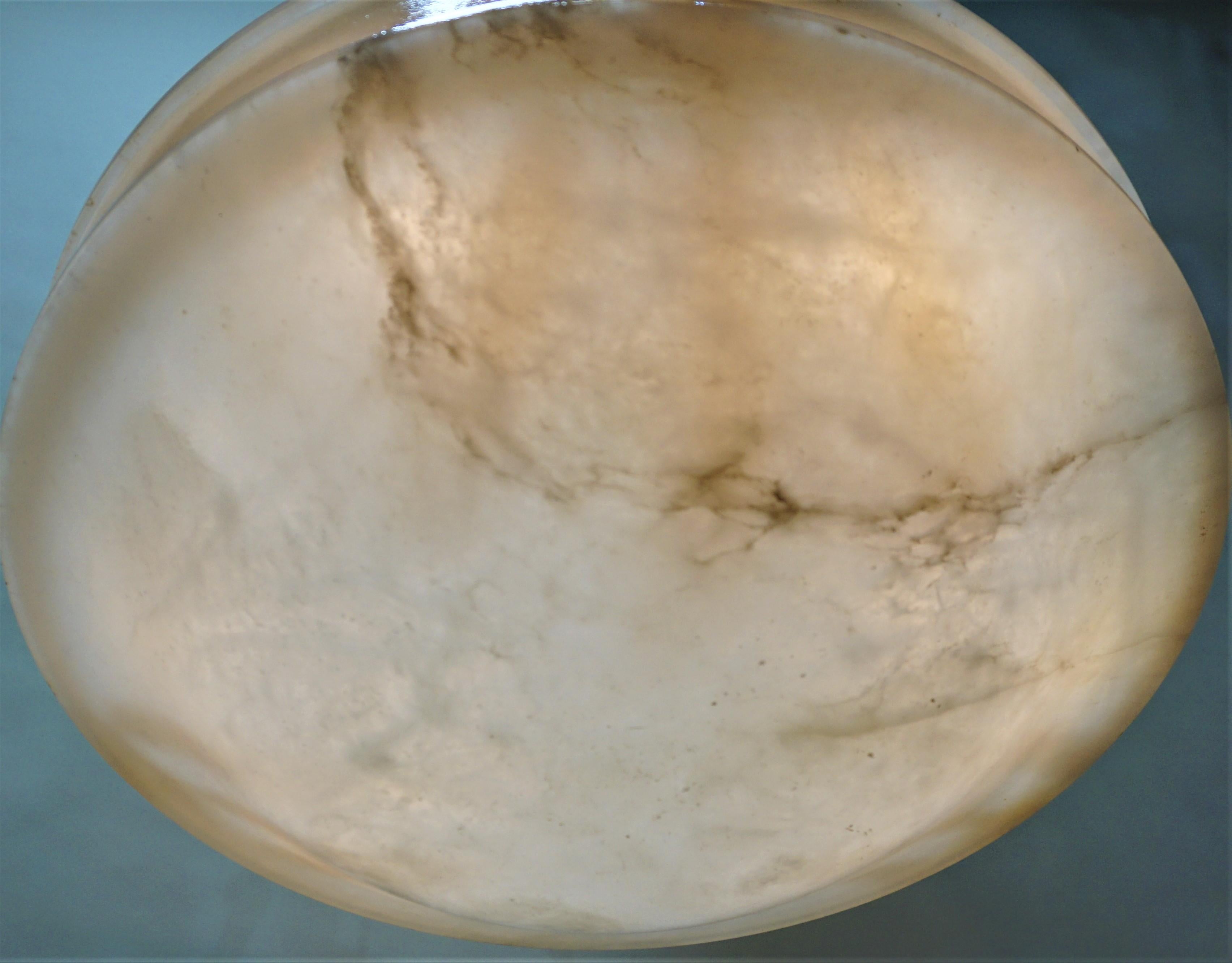 Französischer Kronleuchter aus Alabaster und Bronze von 1920 3