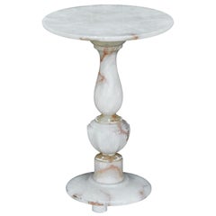 French 1920s Alabaster Guéridon Side Table with Circular Top and Pedestal Base