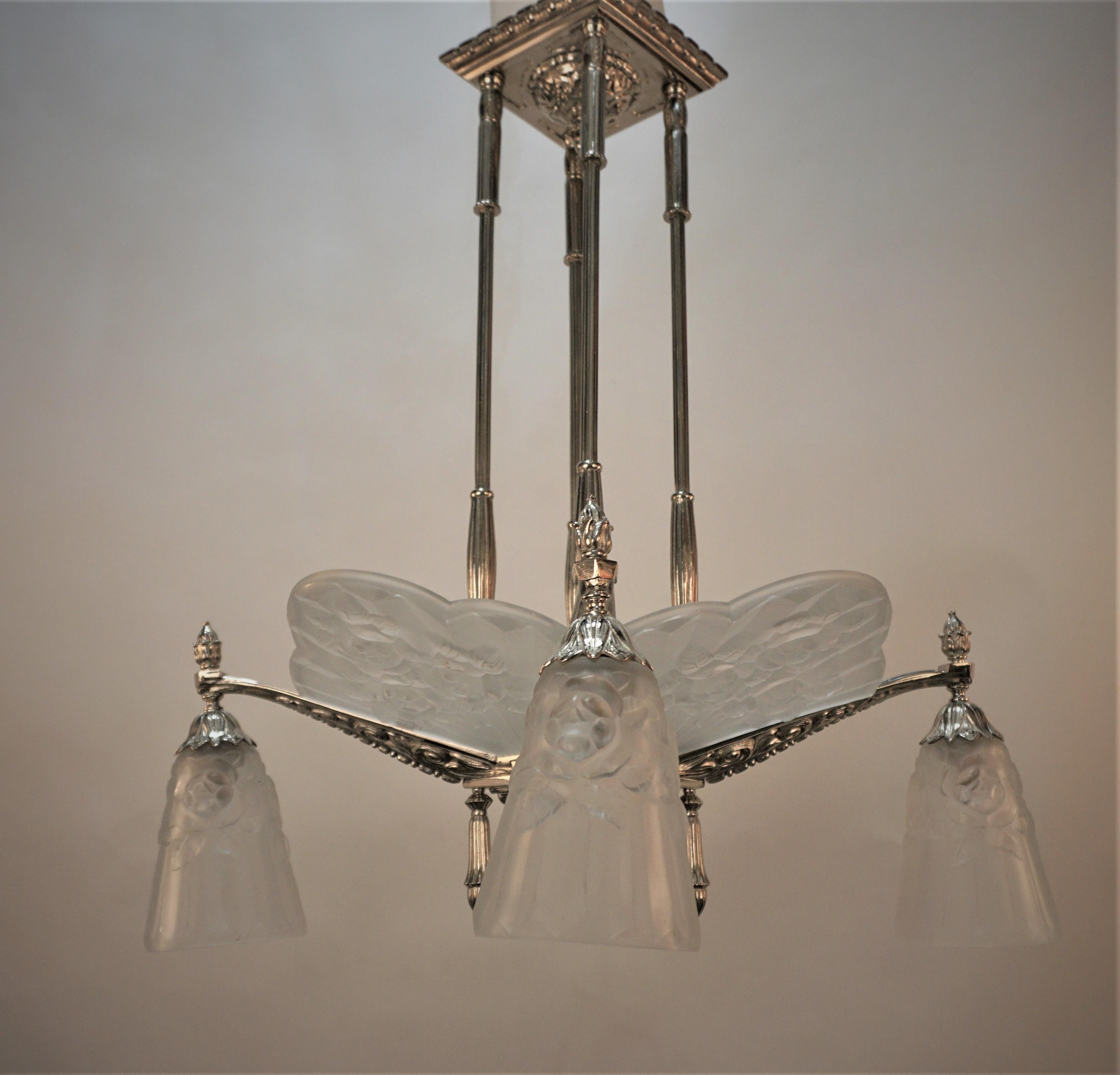 French 1920's Art Deco Chandelier by Degue For Sale 6