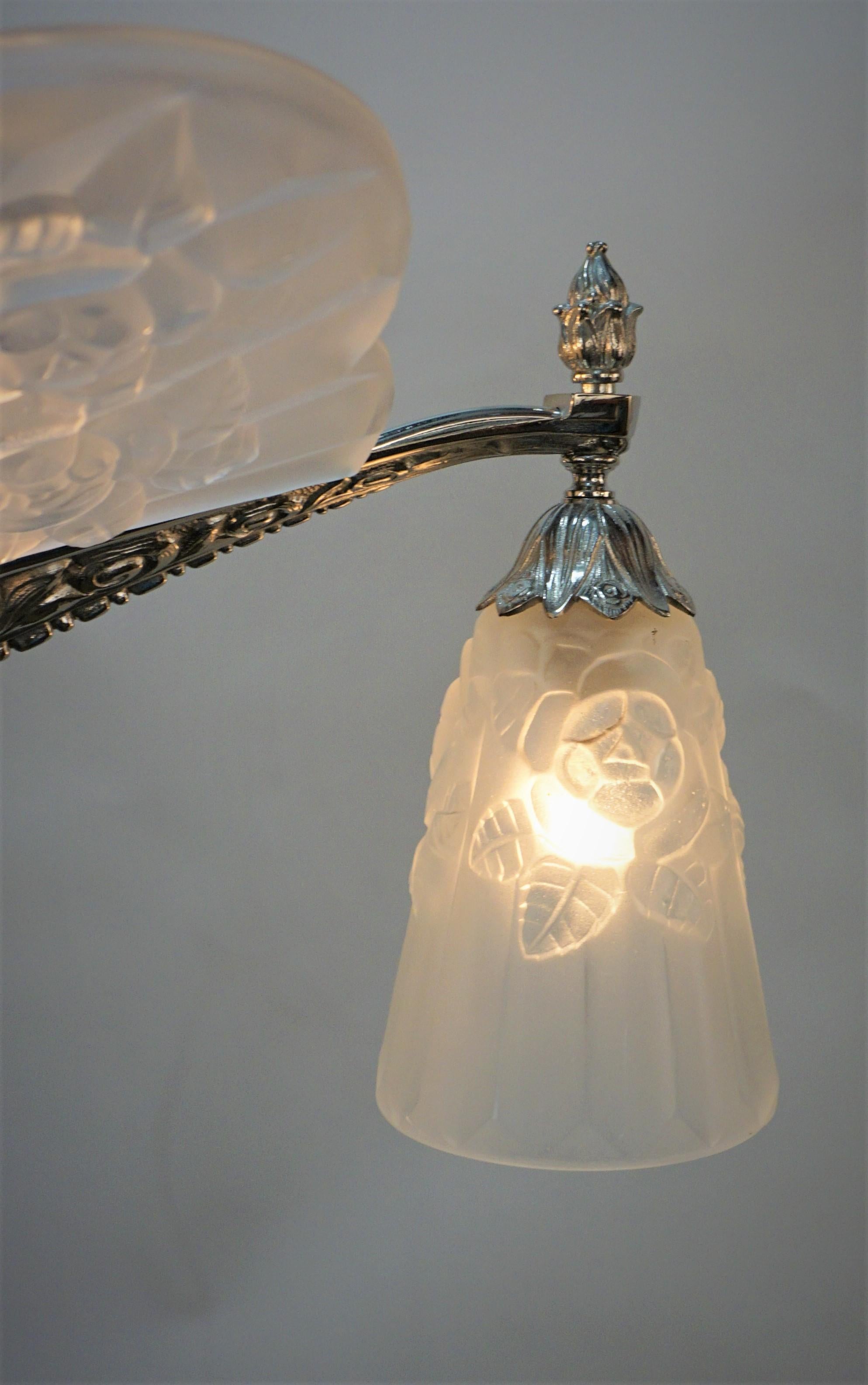 Early 20th Century French 1920's Art Deco Chandelier by Degue For Sale