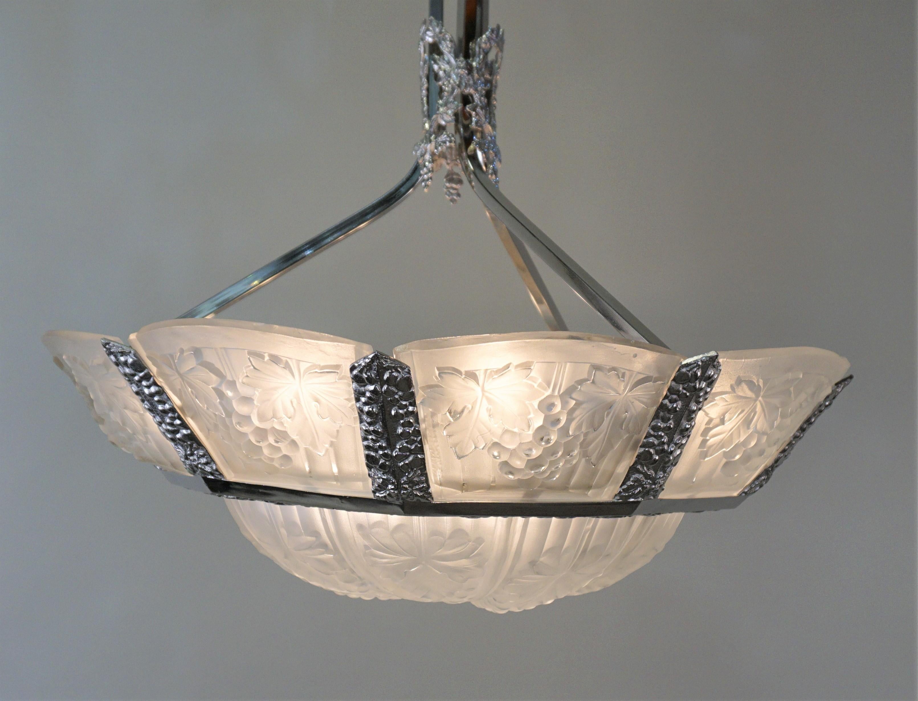 French 1920s Art Deco Chandelier by Jean Noverdy 1