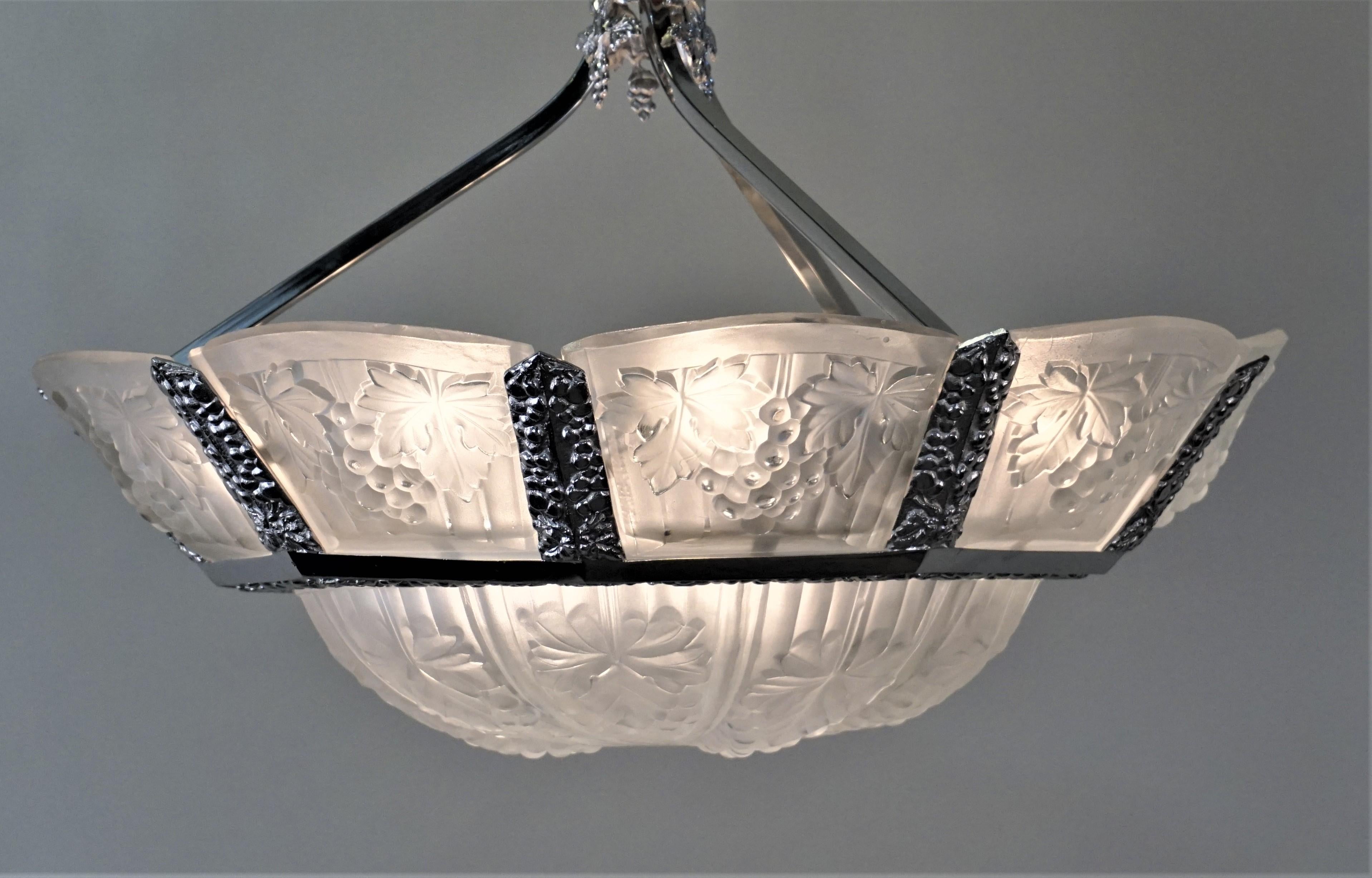 French 1920s Art Deco Chandelier by Jean Noverdy 4