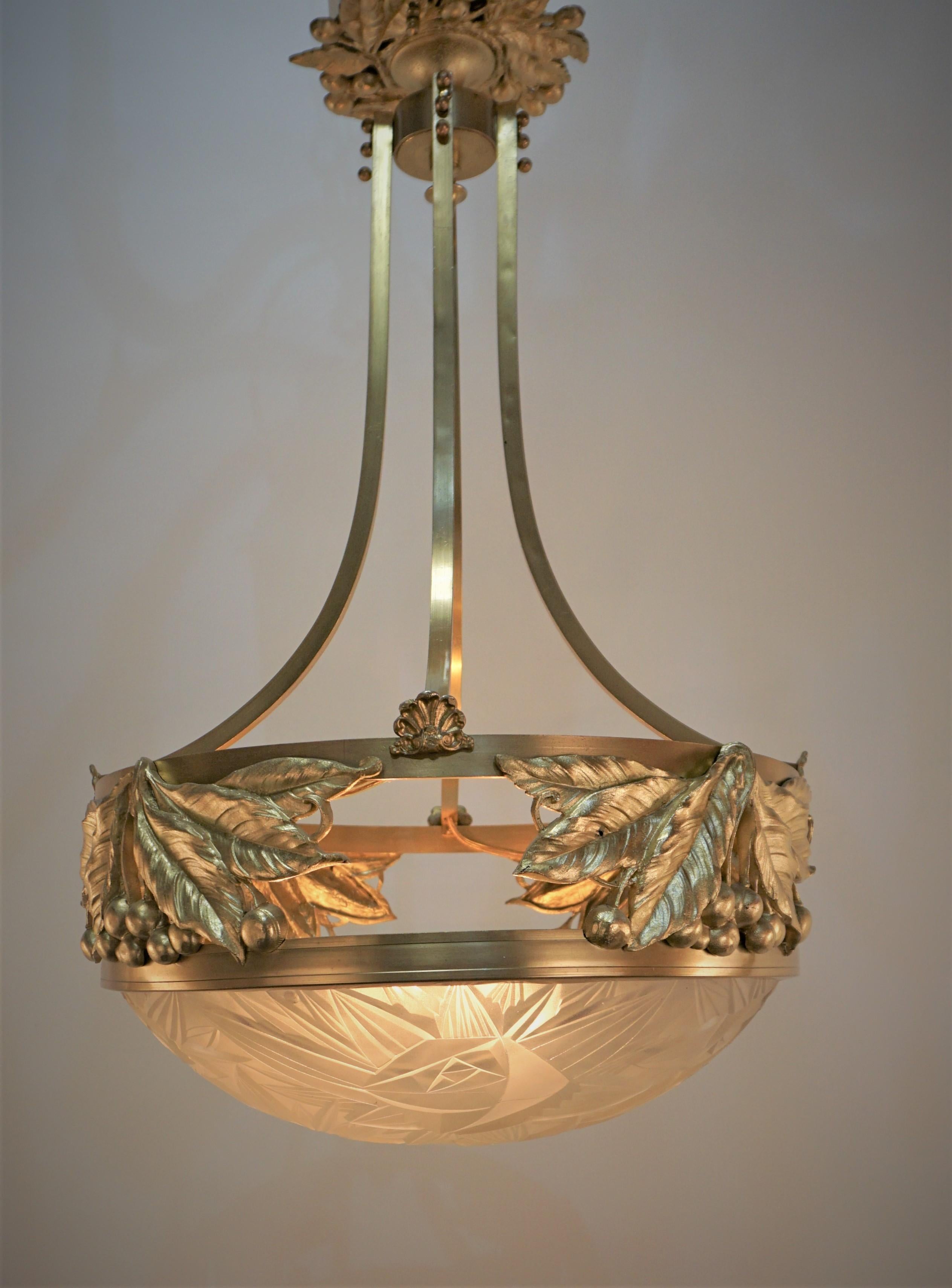 French 1920's Art Deco Chandelier by Noverdy 3