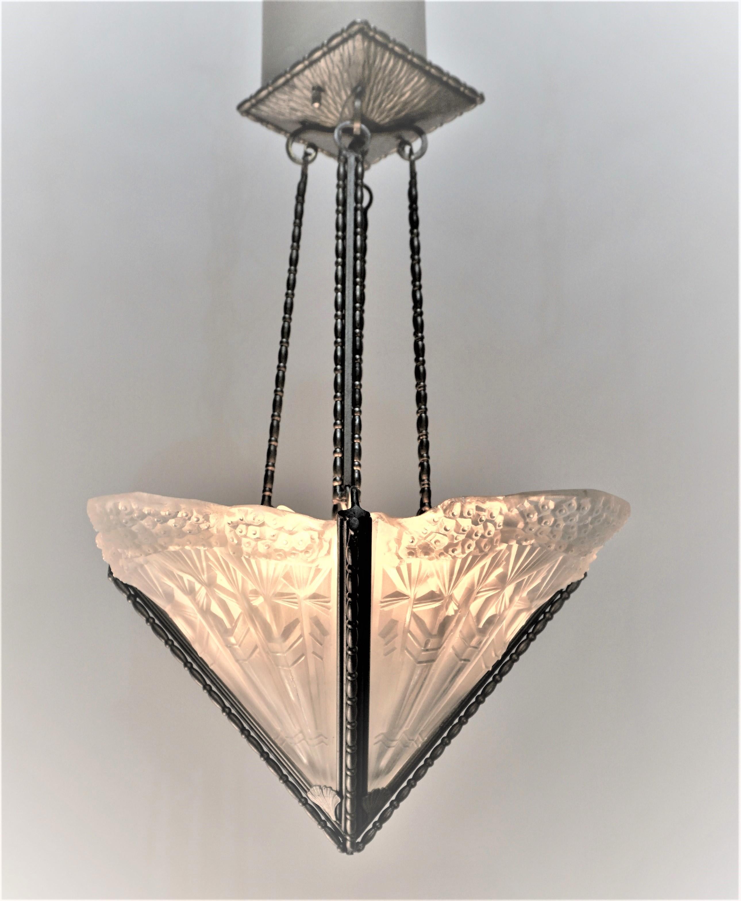 French 1920's Art Deco Chandelier 9