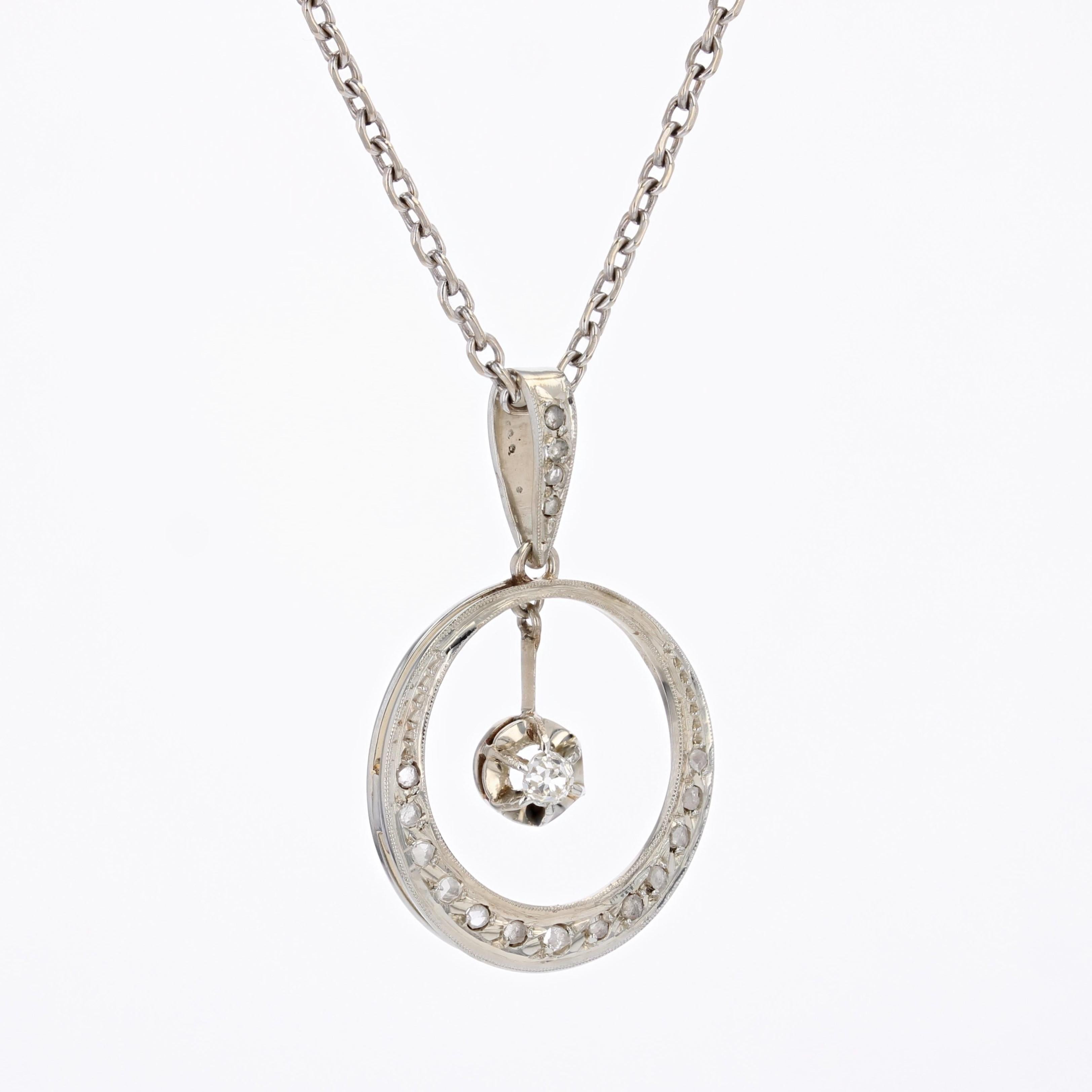 French 1920s Art Deco Diamonds 18 Karat White Gold Pendant For Sale 1