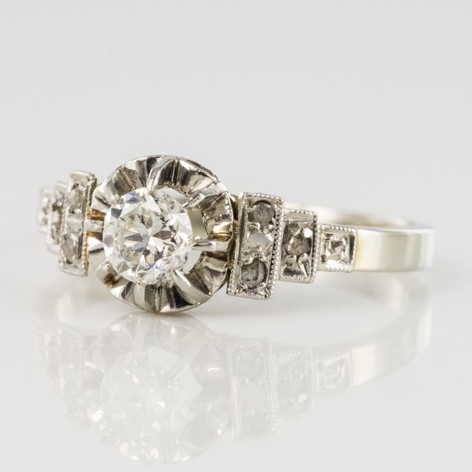 Radiant Cut French 1920s Art Deco Diamonds 18 Karat White Gold Ring
