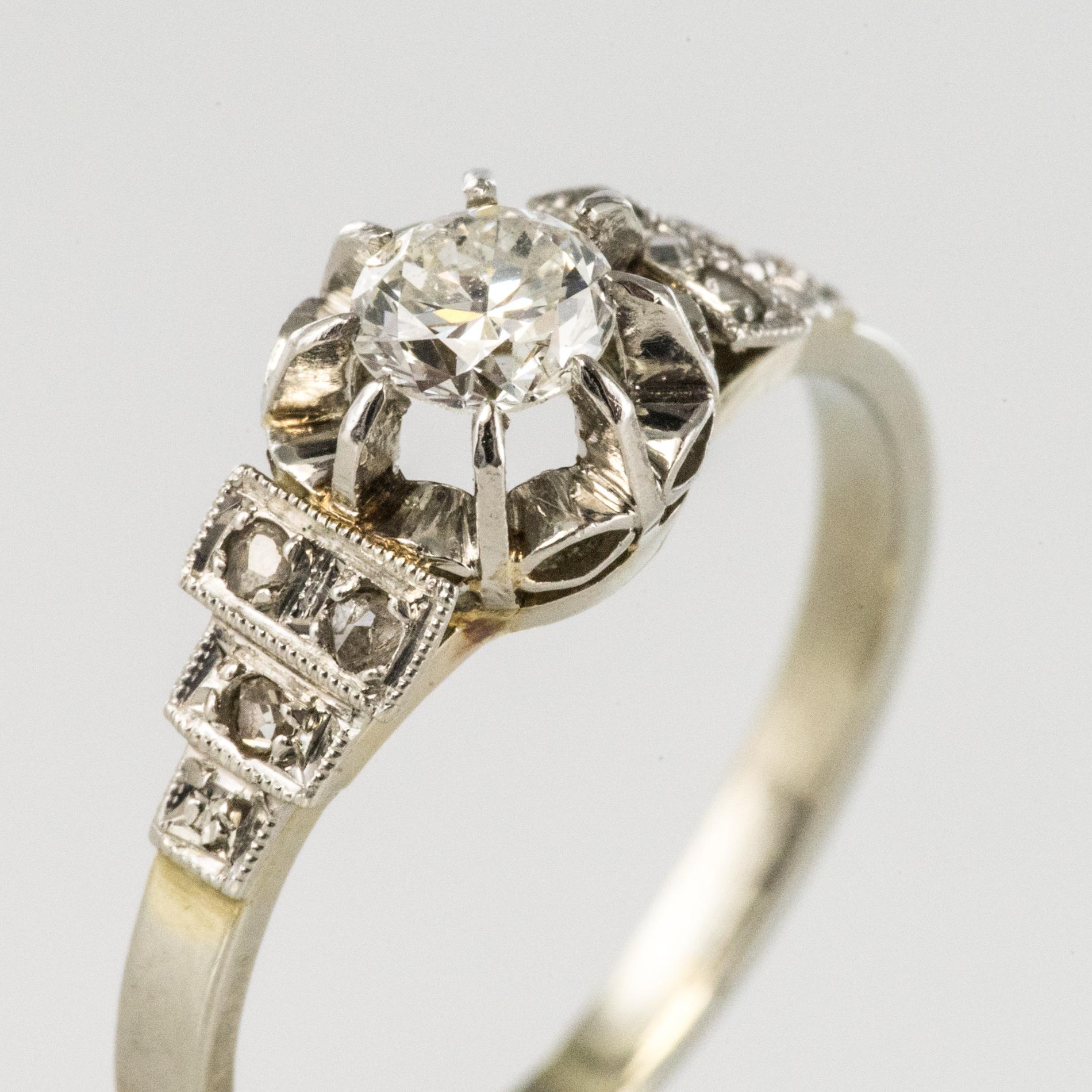 French 1920s Art Deco Diamonds 18 Karat White Gold Ring 1