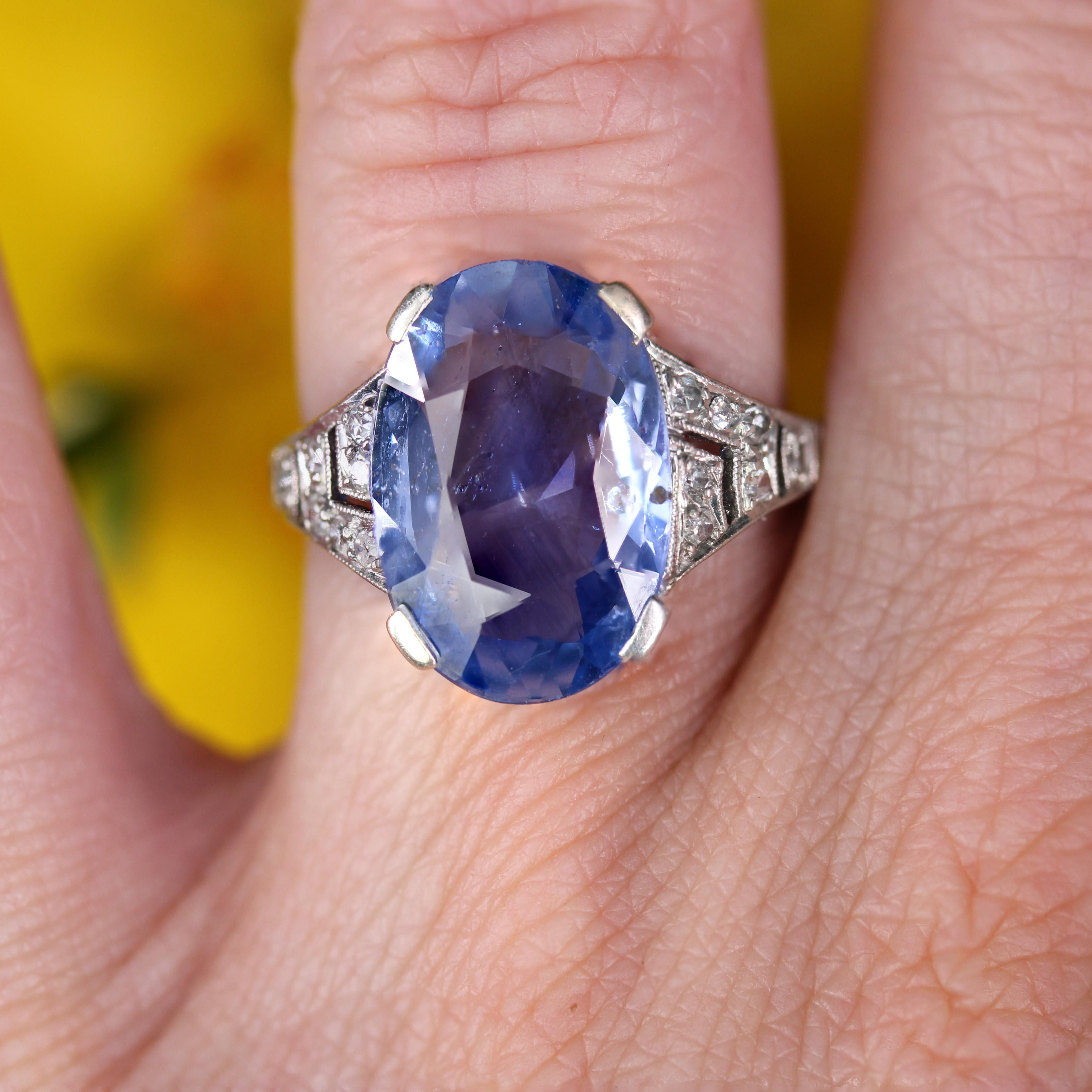 French 1920s Art Deco Natural Ceylon Sapphire Diamonds Platinum Ring For Sale 9