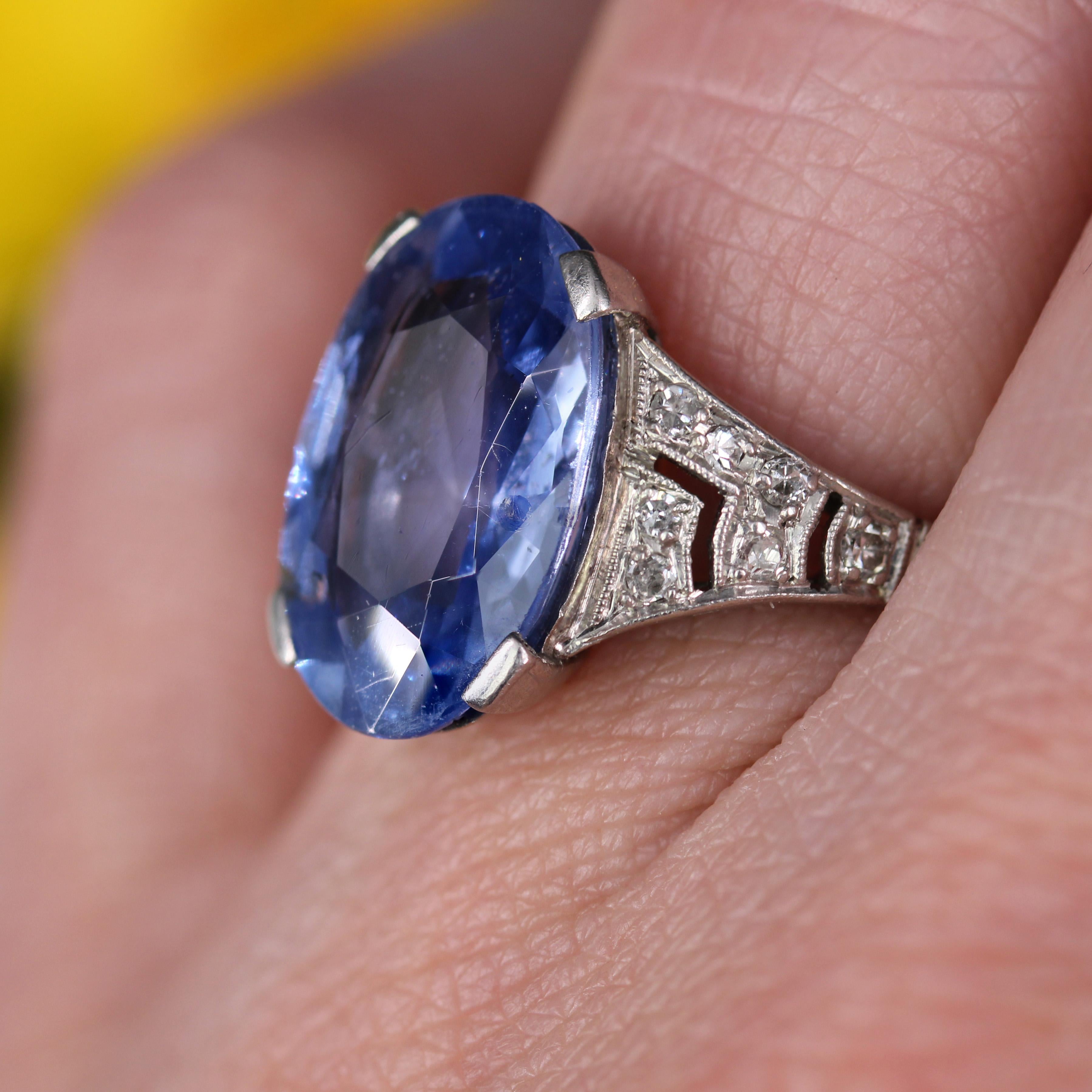 French 1920s Art Deco Natural Ceylon Sapphire Diamonds Platinum Ring For Sale 10
