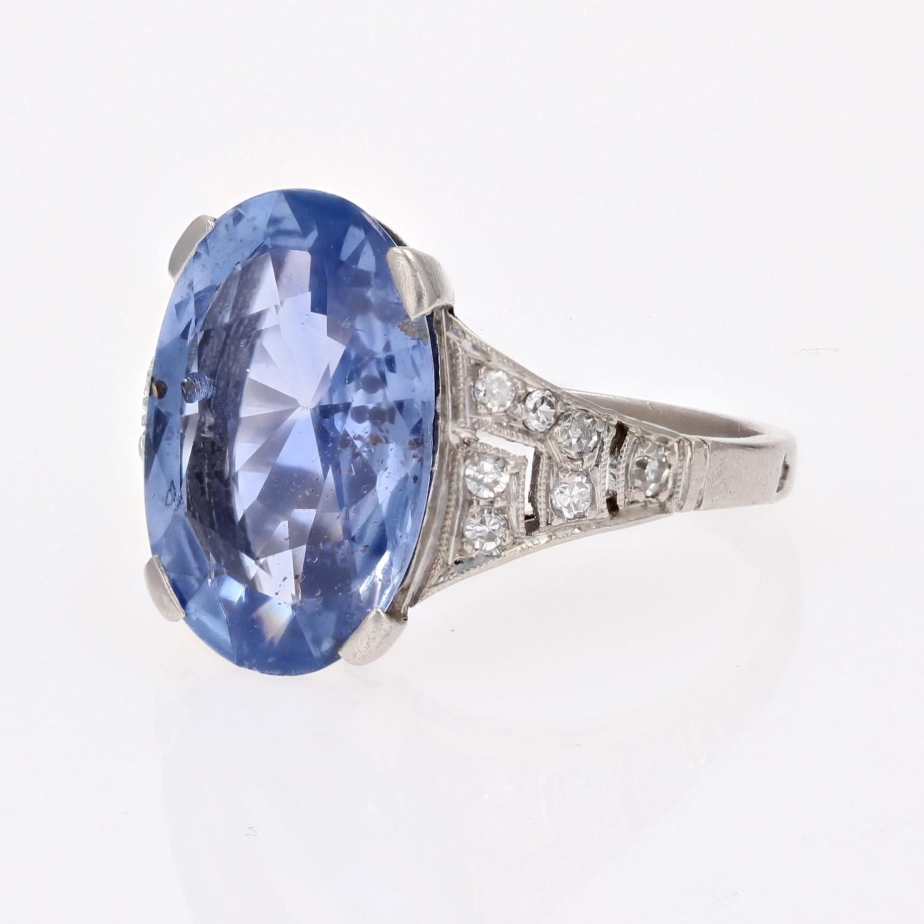 French 1920s Art Deco Natural Ceylon Sapphire Diamonds Platinum Ring For Sale 3