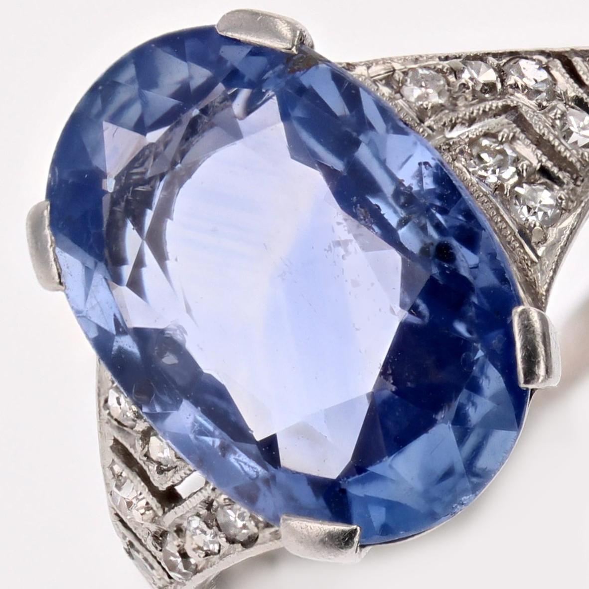 French 1920s Art Deco Natural Ceylon Sapphire Diamonds Platinum Ring For Sale 4