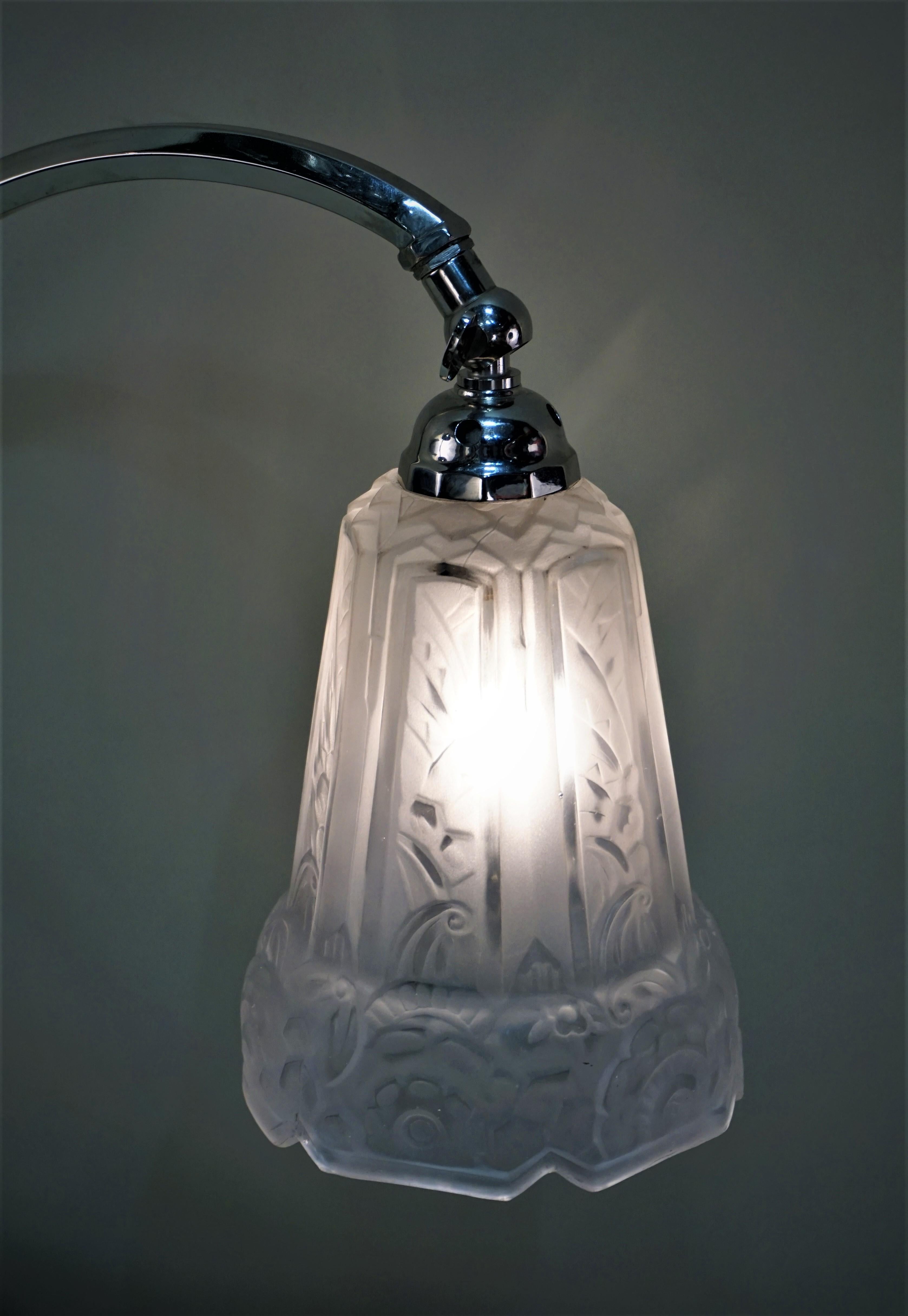 French 1920s Art Deco Table or Desk Lamp by Robert In Good Condition In Fairfax, VA