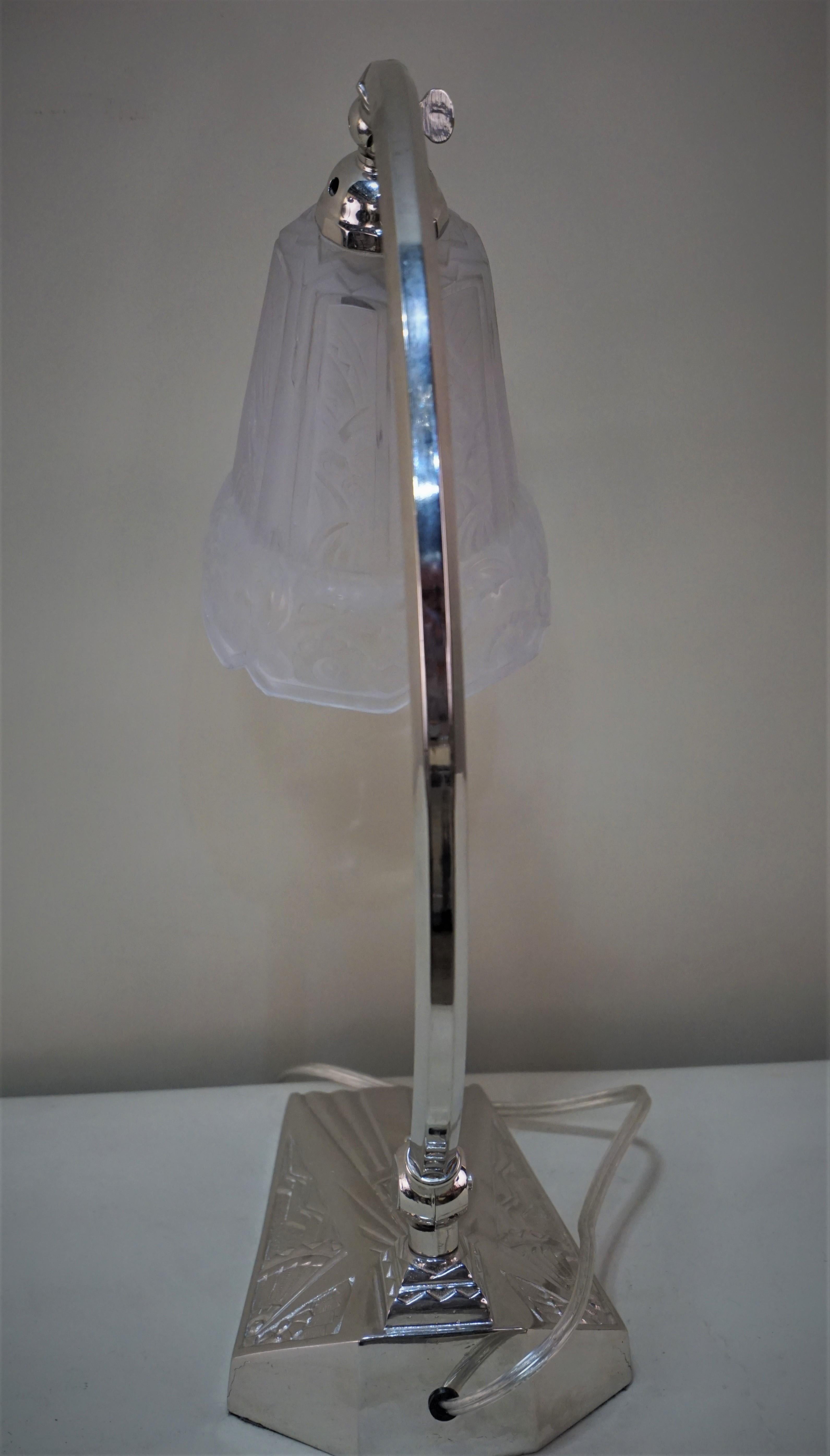 French 1920s Art Deco Table or Desk Lamp by Robert 4