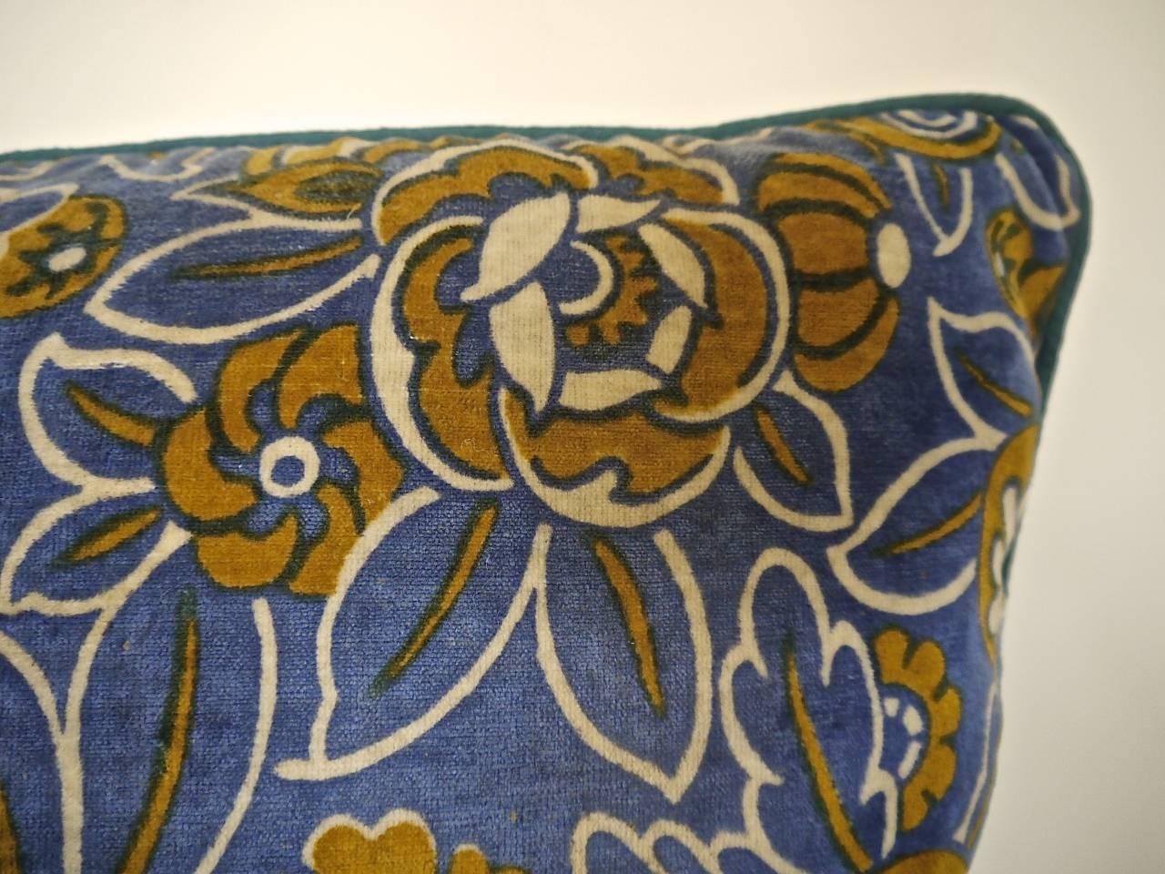 20th Century French 1920s Art Deco Tan and Blue Floral Velvet Cushion For Sale
