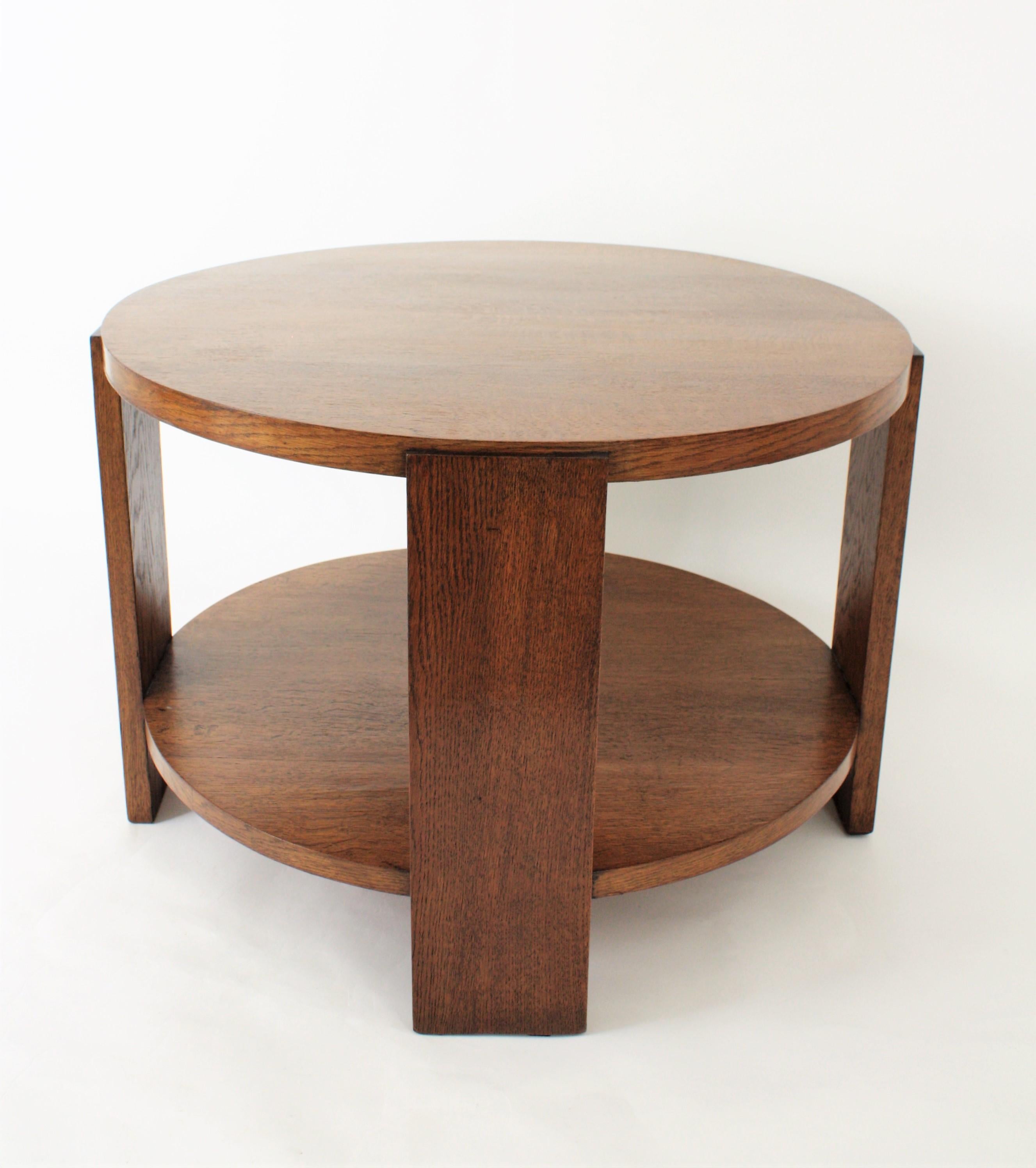 French 1920s Art Deco Two Levels Oak Round Coffee Table or Side Table In Excellent Condition In Barcelona, ES