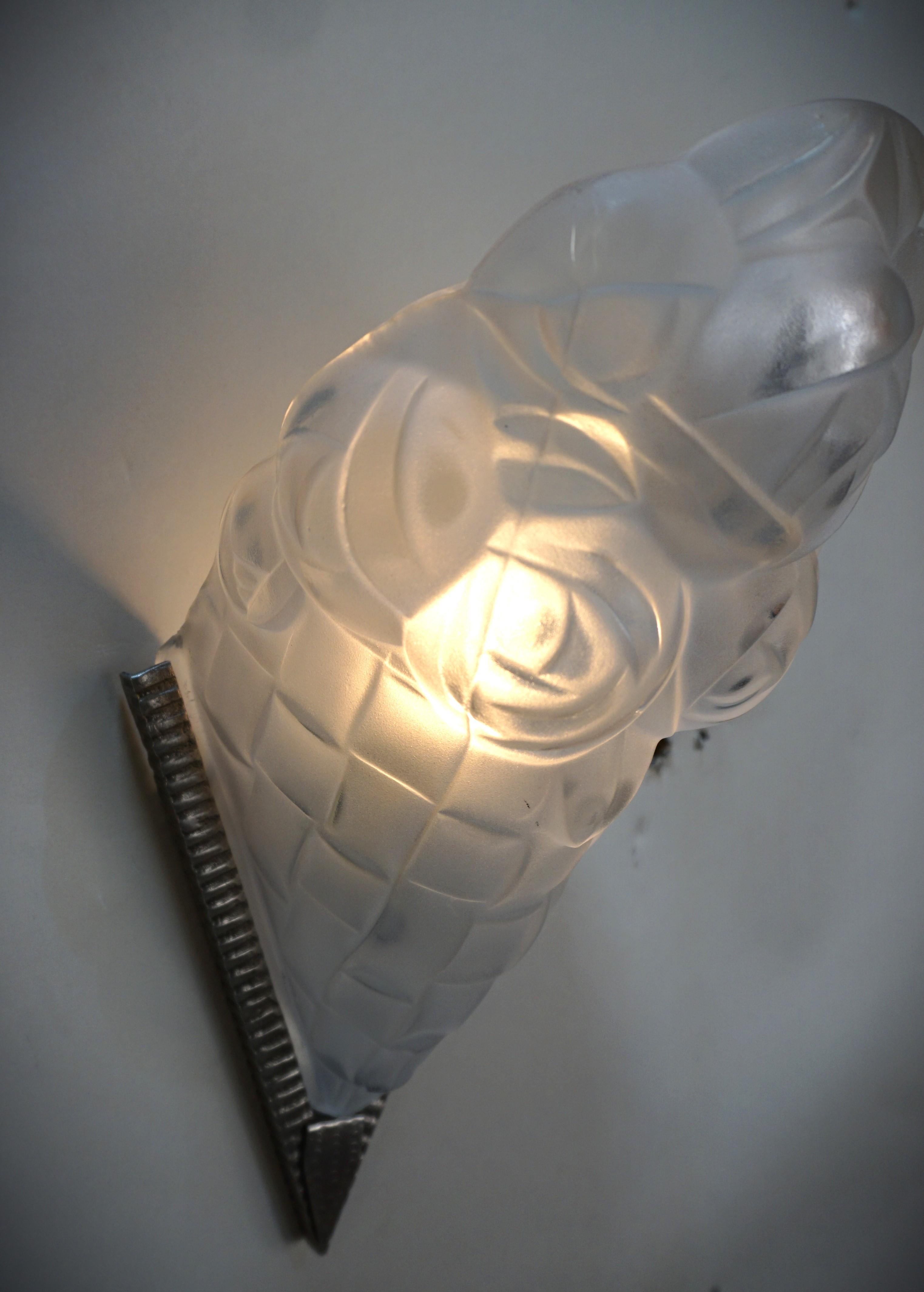 French 1920's Art Deco Wall Sconces by Degue In Good Condition For Sale In Fairfax, VA