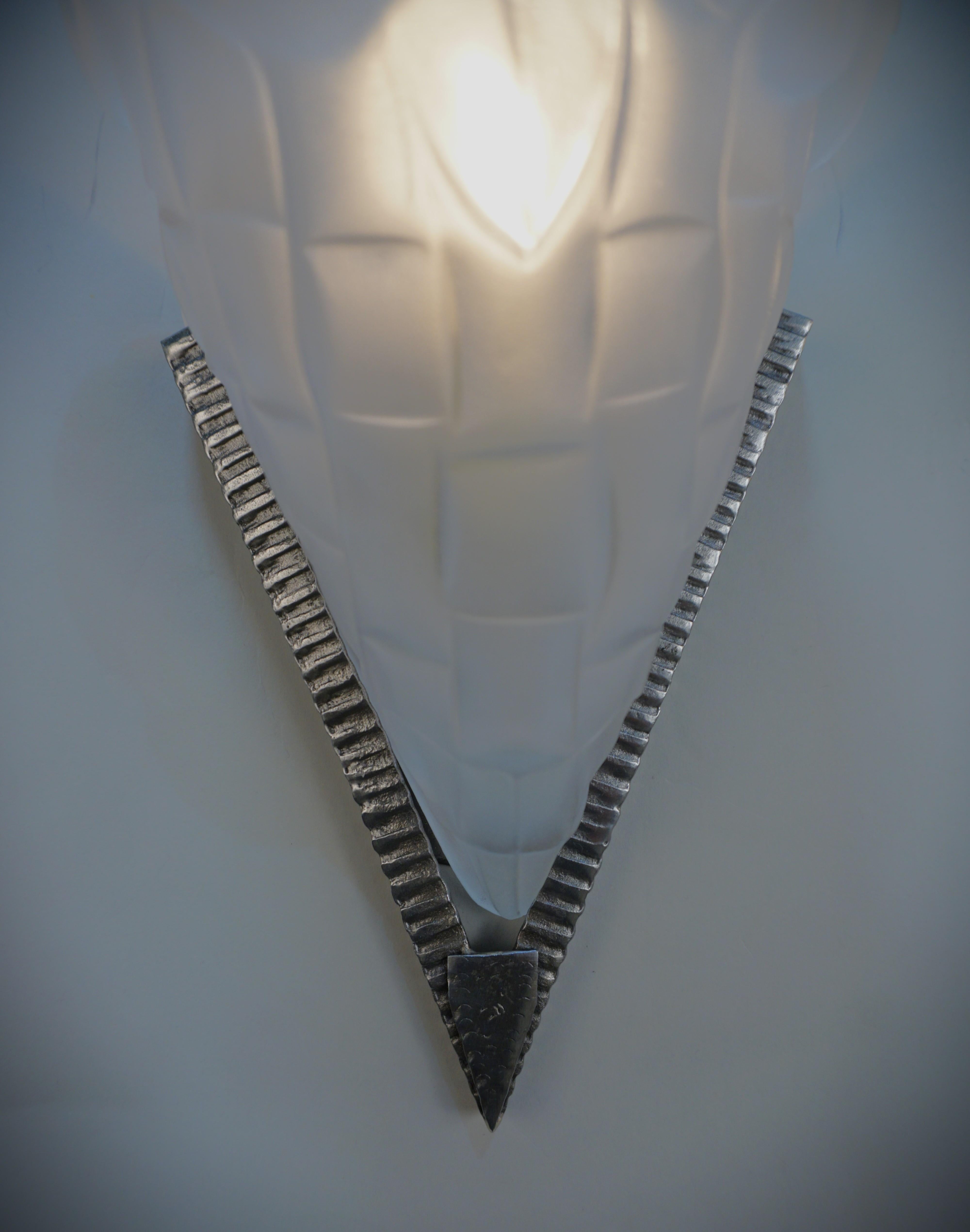French 1920's Art Deco Wall Sconces by Degue For Sale 2