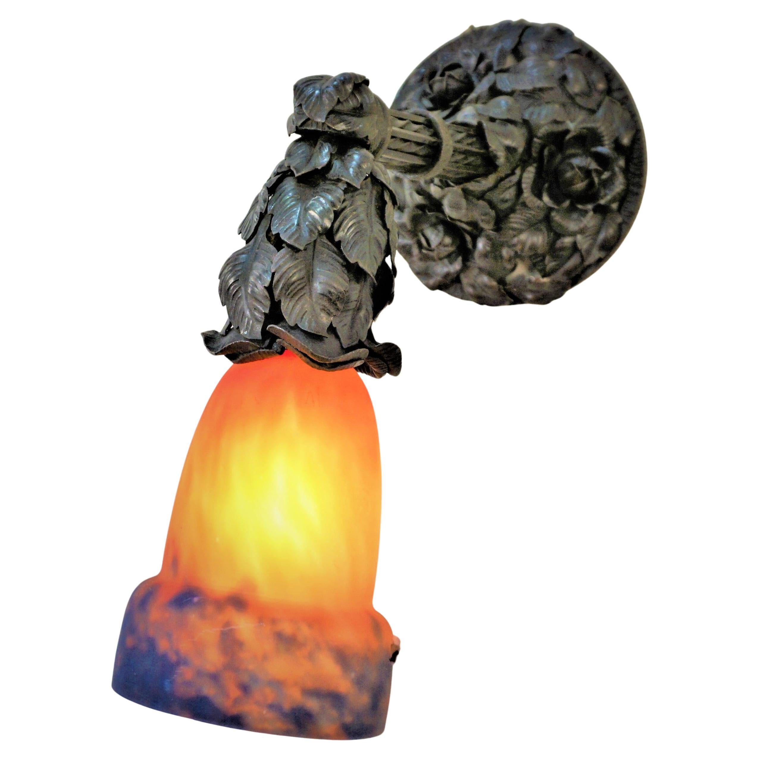 French 1920s Art Glass and Iron Wall Sconce For Sale