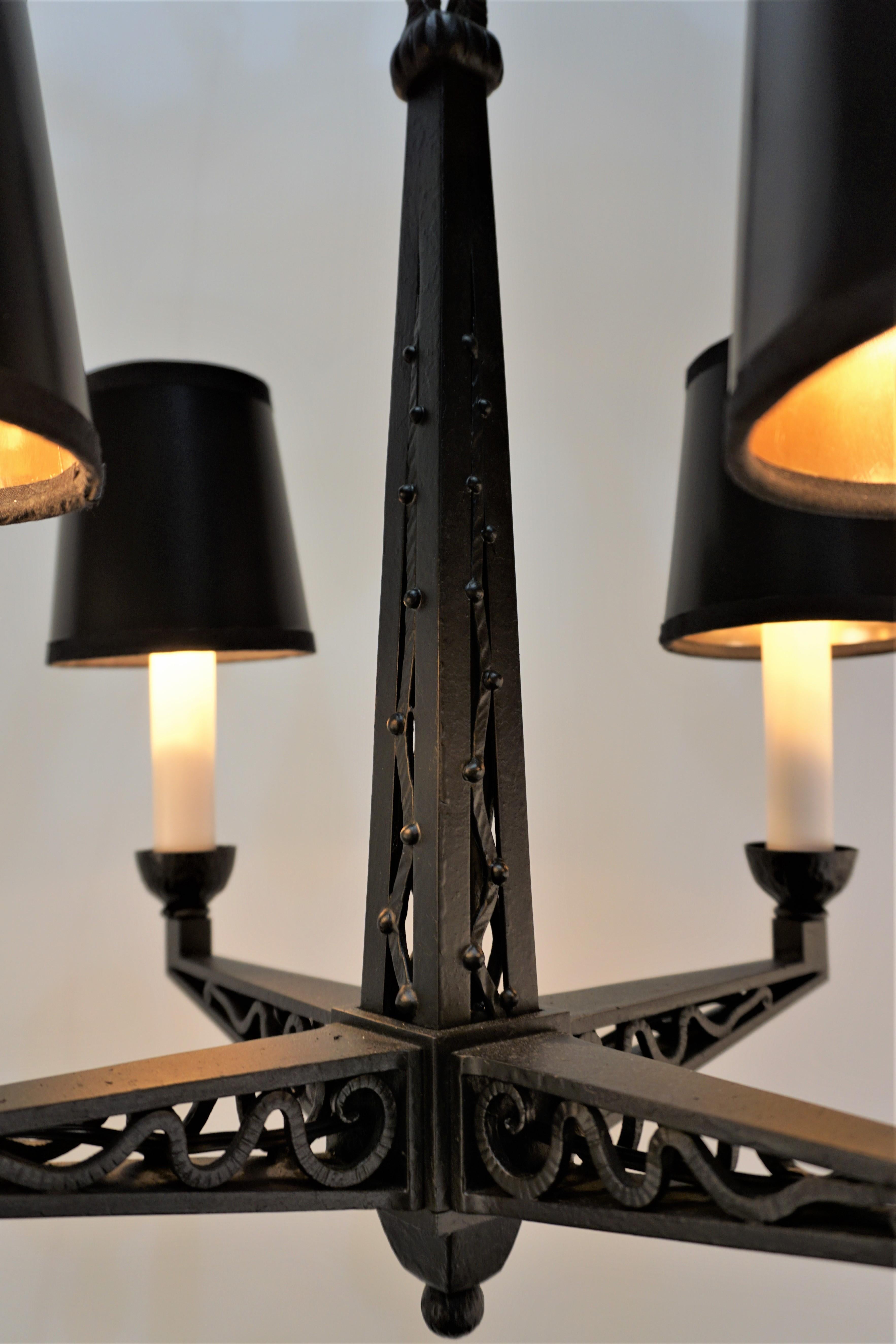 French 1920's Black Iron Chandelier In Good Condition For Sale In Fairfax, VA