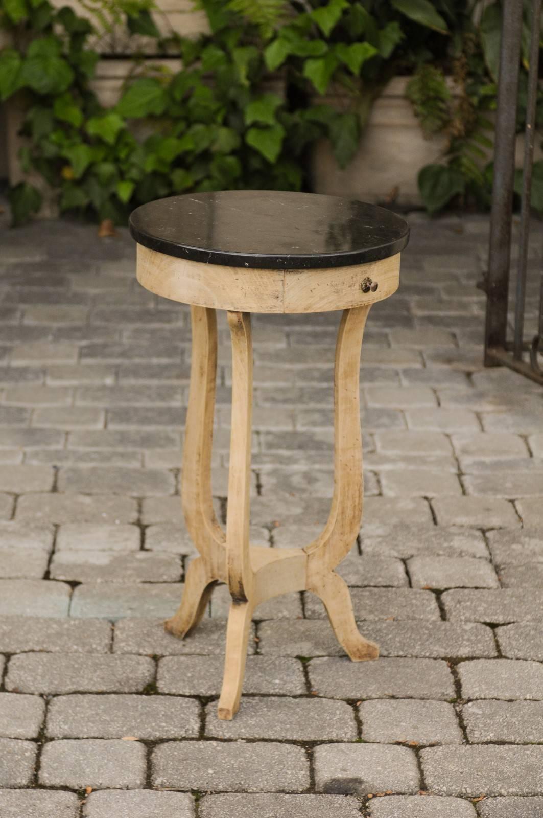 French 1920s Bleached Oak Round Table with Black Marble Top and Lyre Shaped Legs 1